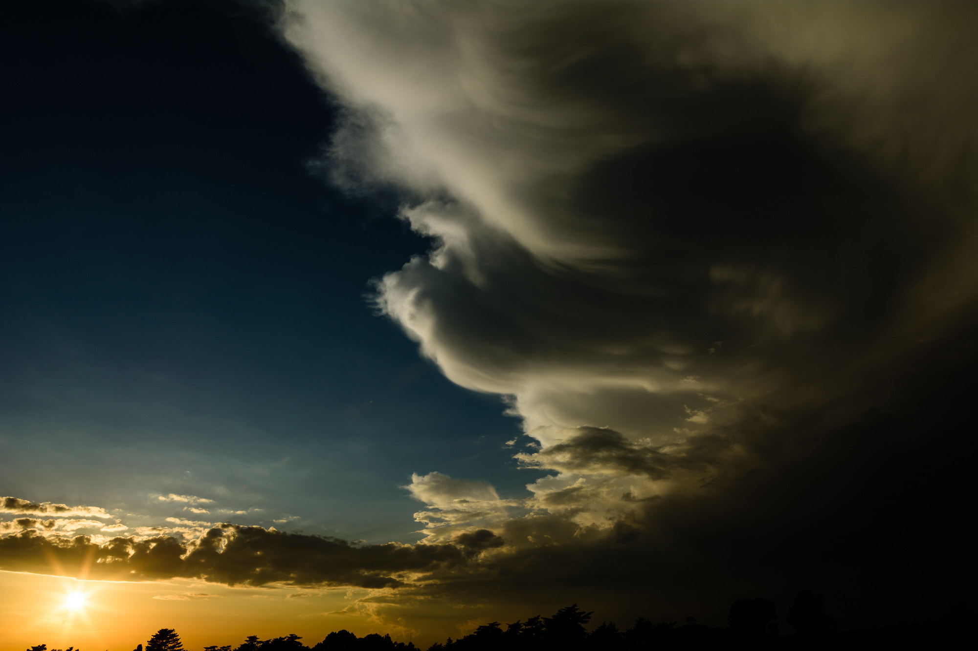 Nikon D7100 + Samyang 16mm F2 ED AS UMC CS sample photo. Sunset in rome photography