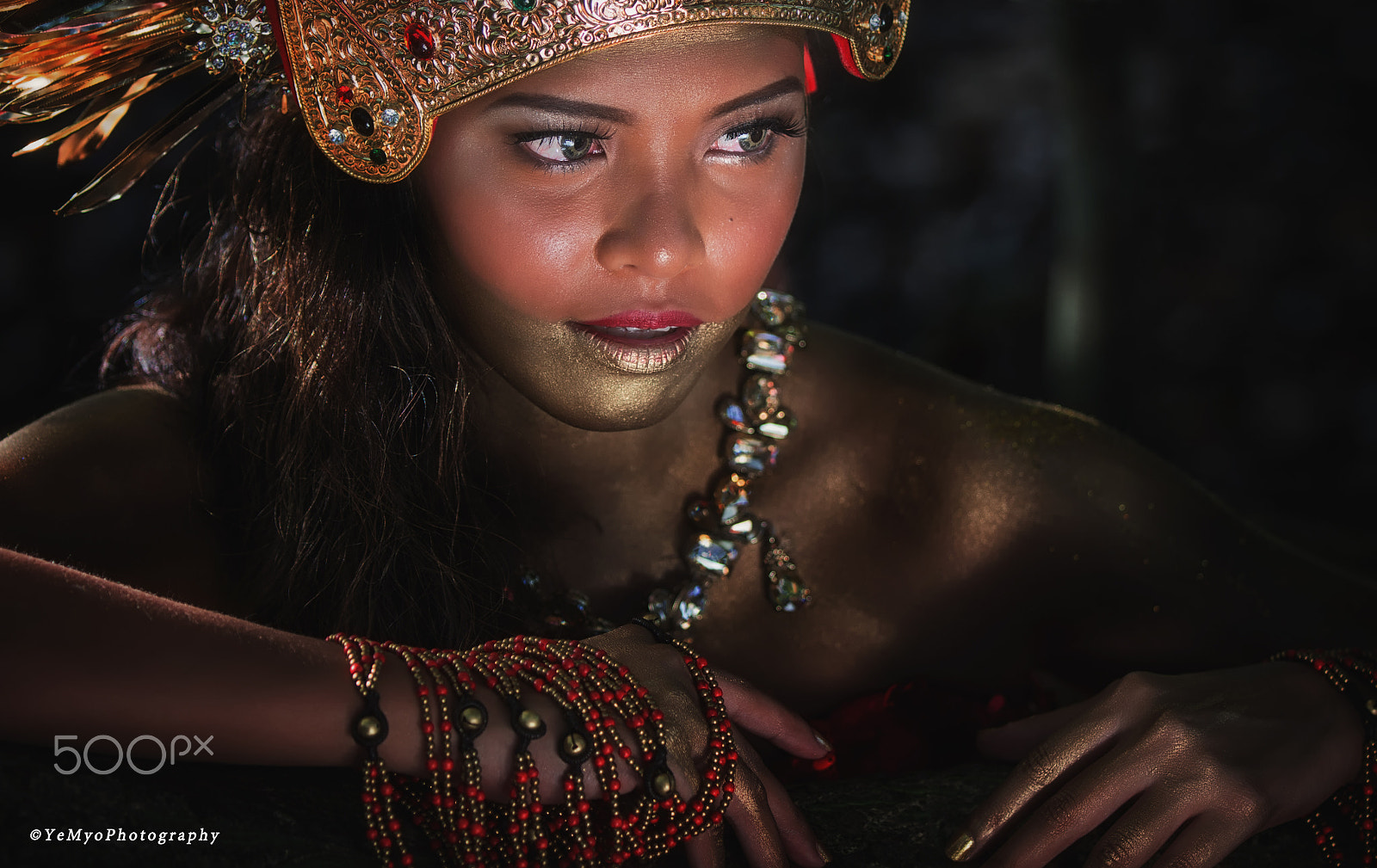 Canon EF 70-200mm F2.8L IS II USM sample photo. A smile of beauty ....... photography
