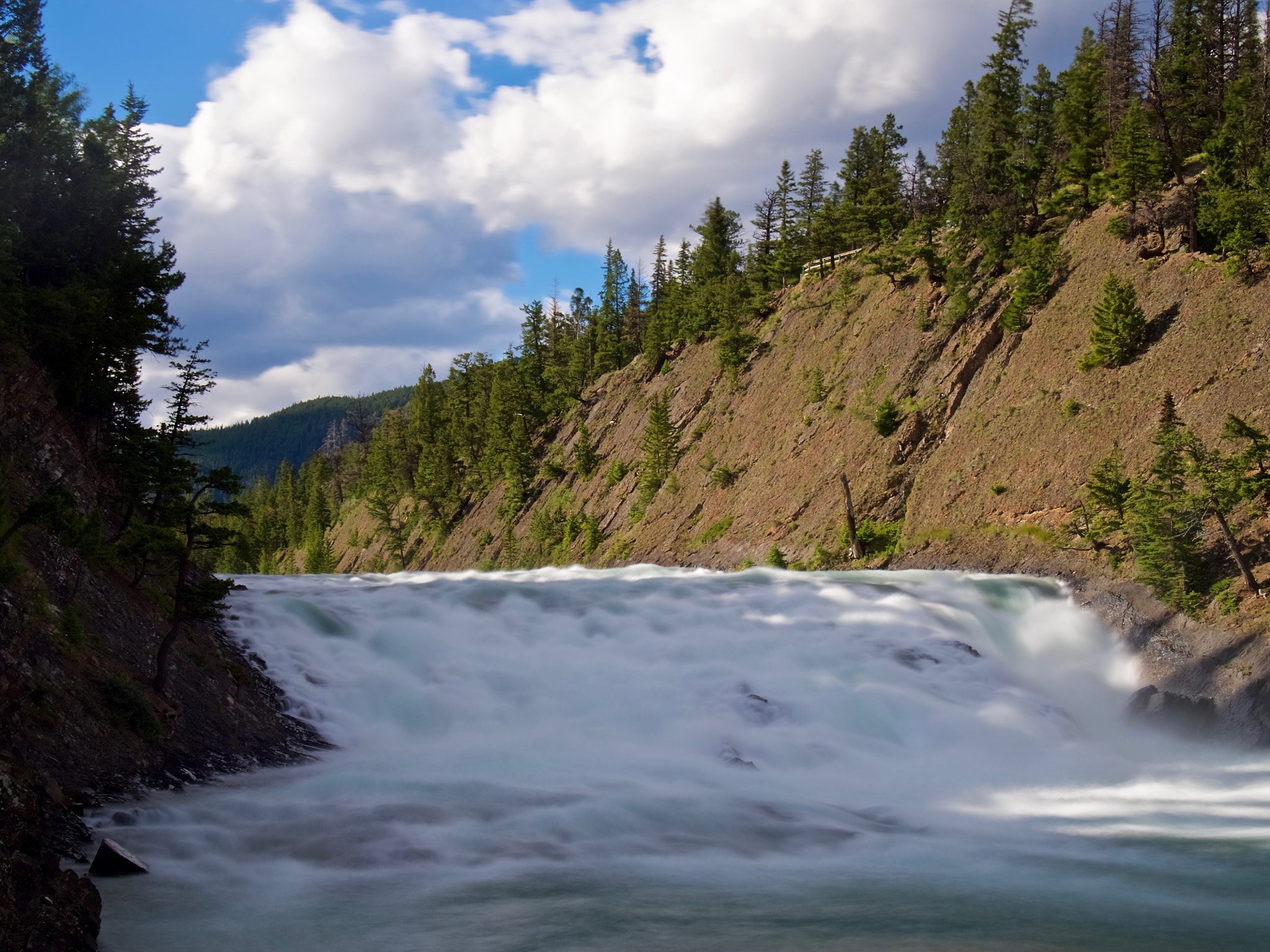 Olympus OM-D E-M5 II sample photo. Bow falls photography