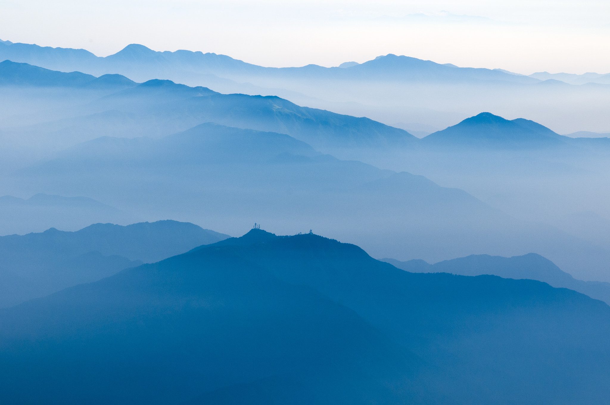 Nikon D300 sample photo. Mountain ridges by morning photography