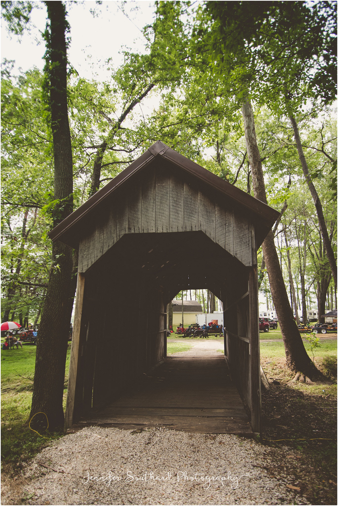 Tokina AT-X Pro 11-16mm F2.8 DX sample photo. Covered bridge walkway photography