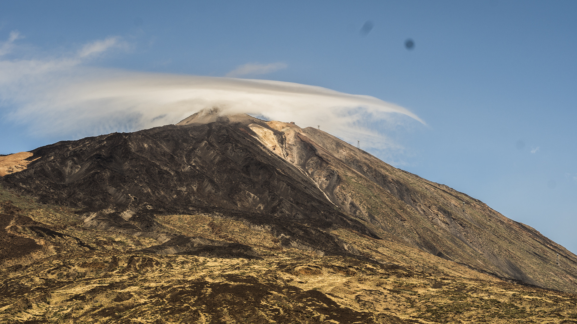 Sony a6300 + Sony DT 50mm F1.8 SAM sample photo. Teide's hat photography