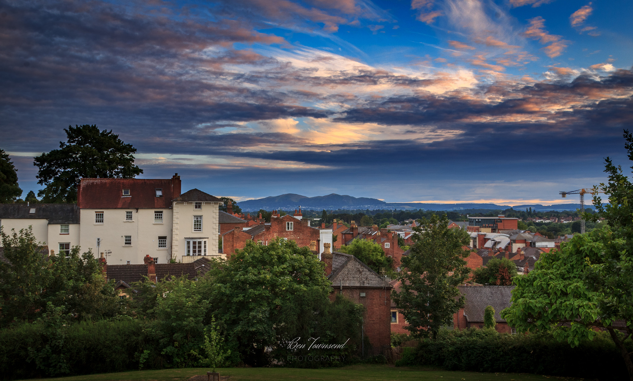 Canon EOS 1200D (EOS Rebel T5 / EOS Kiss X70 / EOS Hi) + Canon EF 24-105mm F4L IS USM sample photo. View of malvern from worcester photography