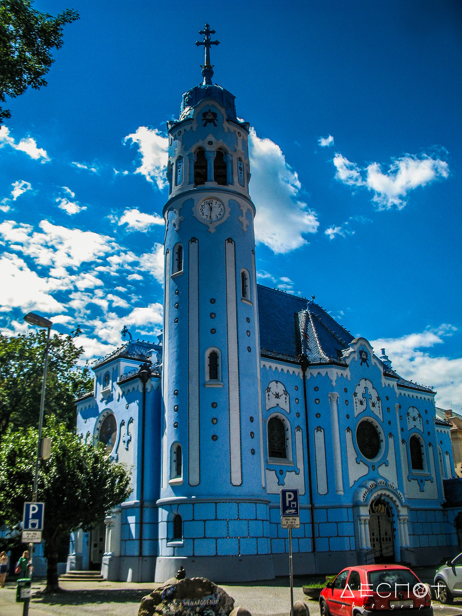 Canon POWERSHOT A620 sample photo. Blue church in bratislava photography