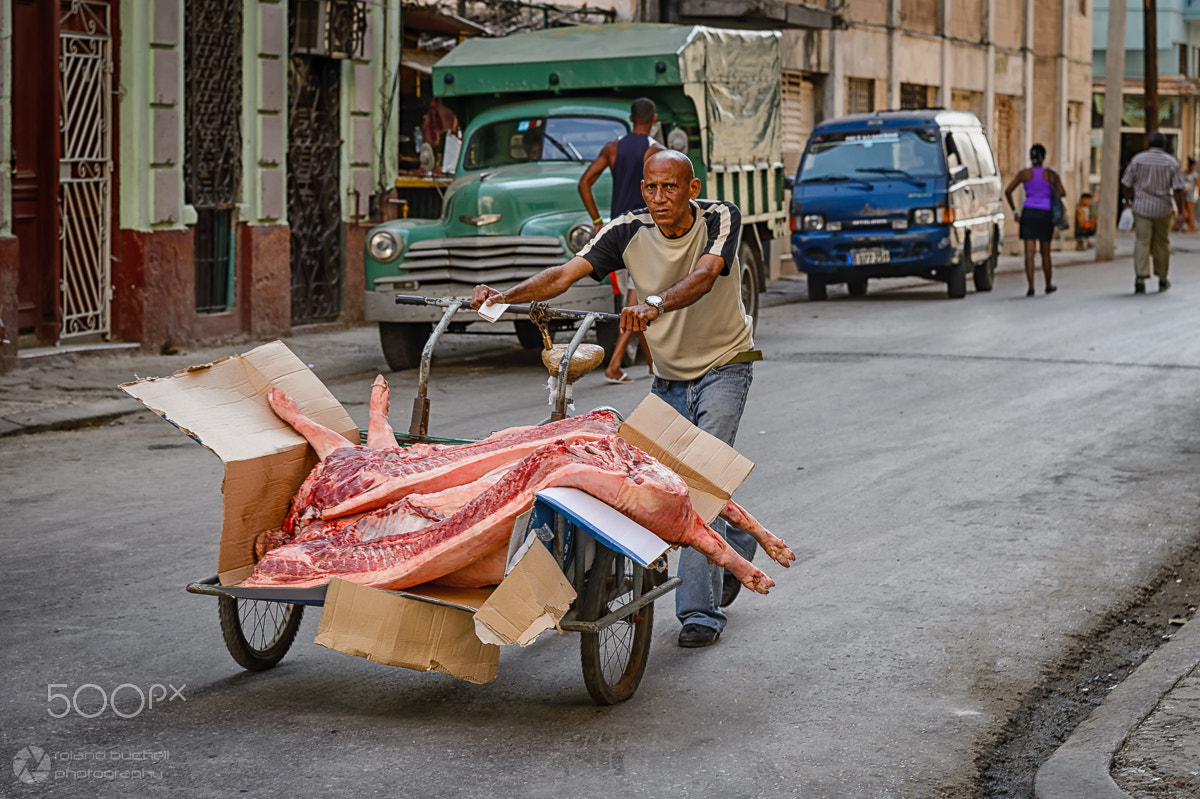 Nikon D4 sample photo. Streetlife la habana photography