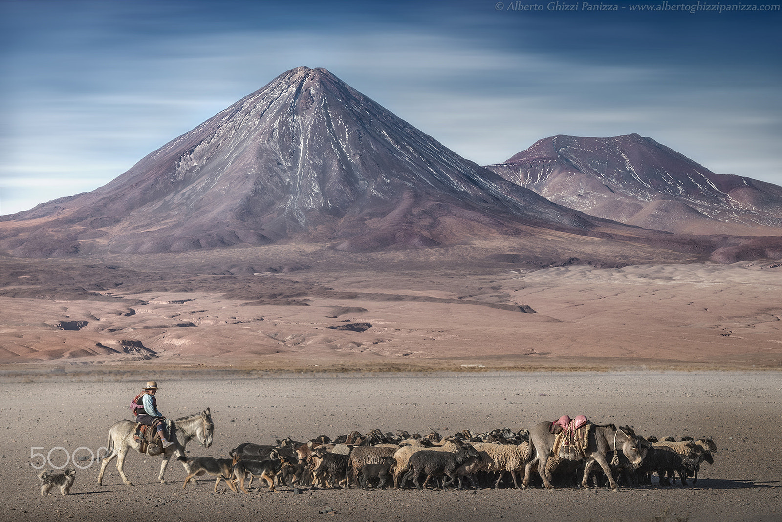 Nikon D810A + Nikon AF-S Nikkor 70-200mm F2.8G ED VR II sample photo. The harsh cross of the chilean desert photography