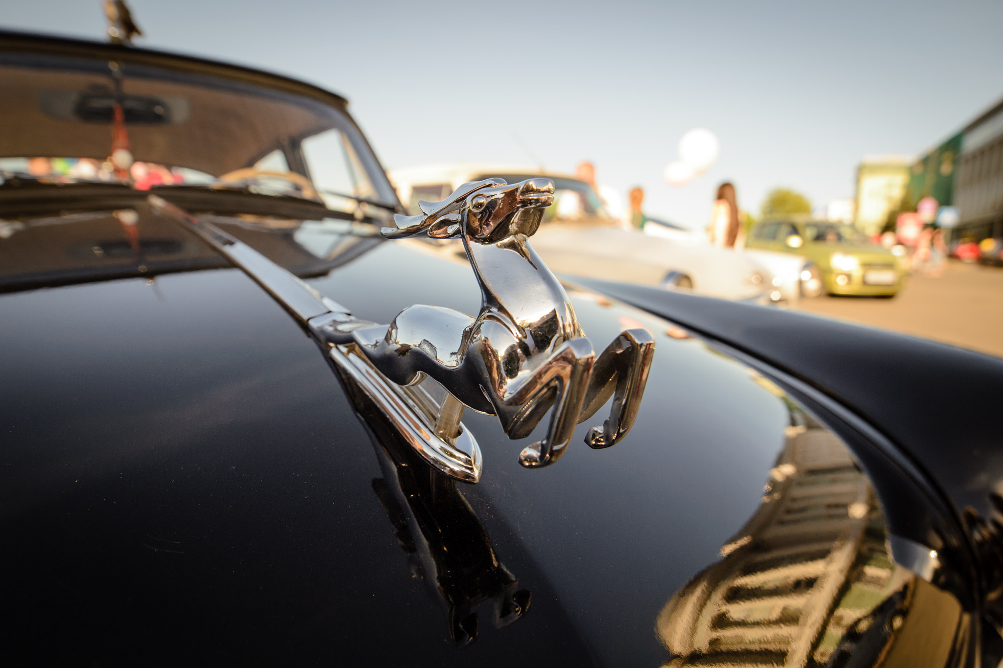 Samyang 14mm F2.8 ED AS IF UMC sample photo. Car photography