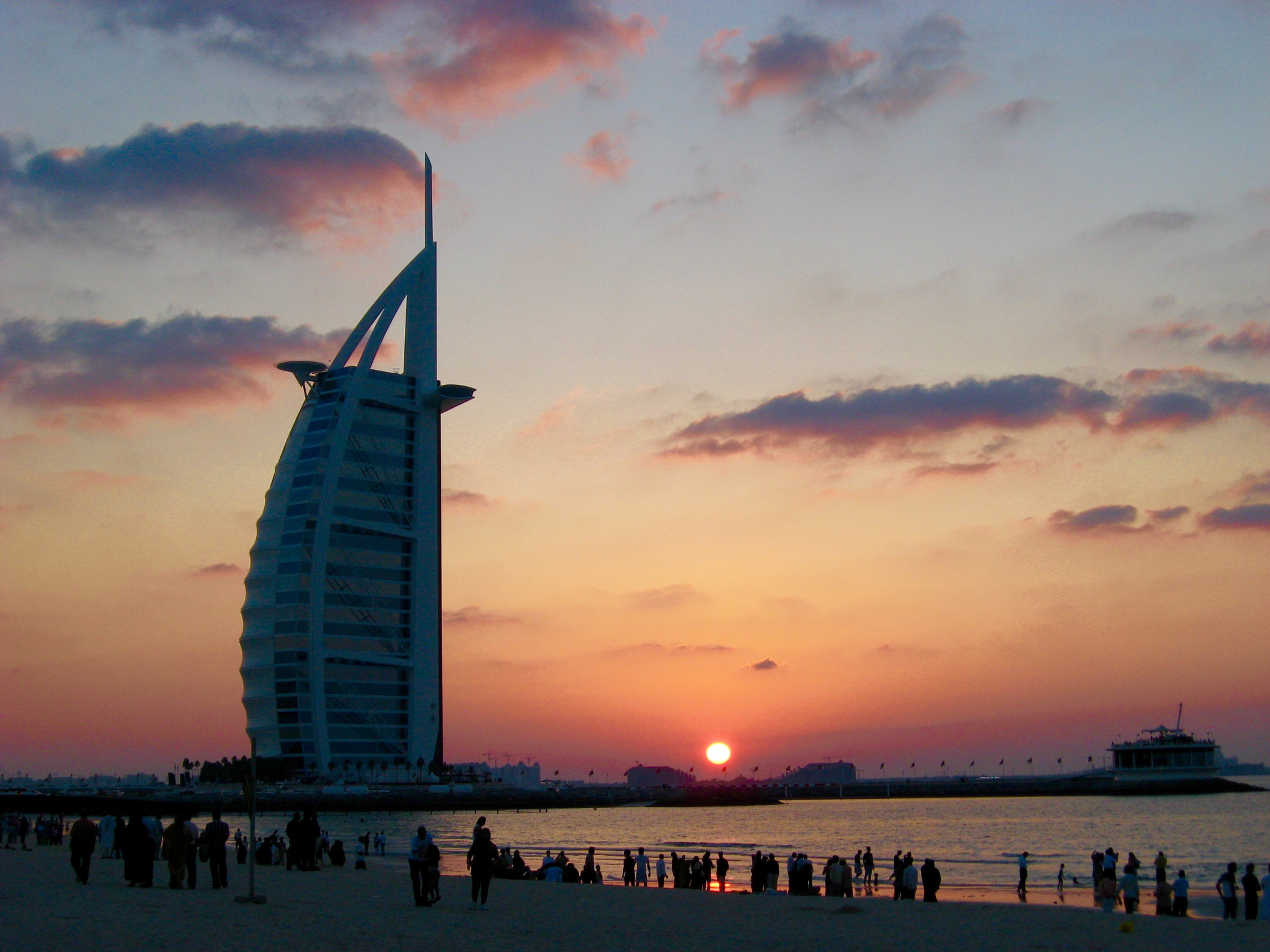 Canon POWERSHOT A570 IS sample photo. Weekend revellers enjoying the sunset in the shadow of the burj al arab photography