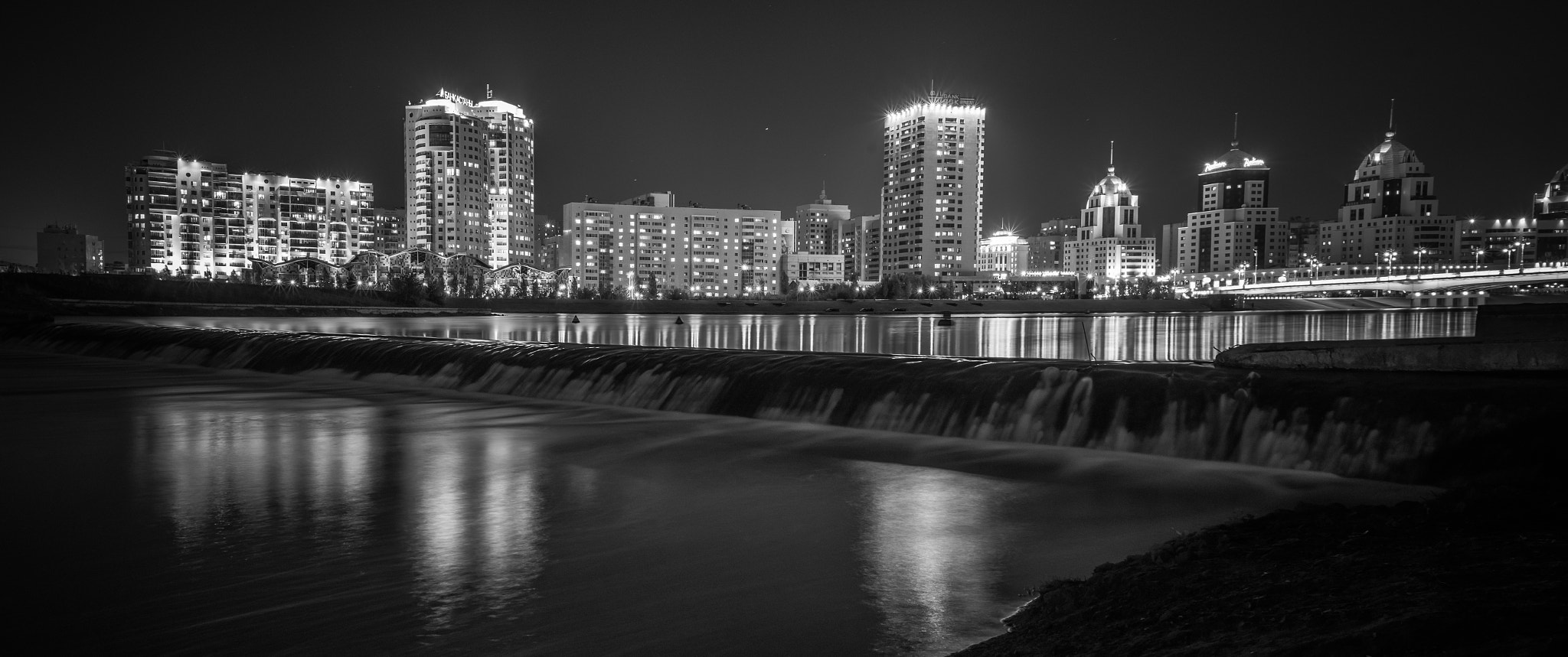 Nikon D810 + Nikon AF Nikkor 24mm F2.8D sample photo. Astana night photography