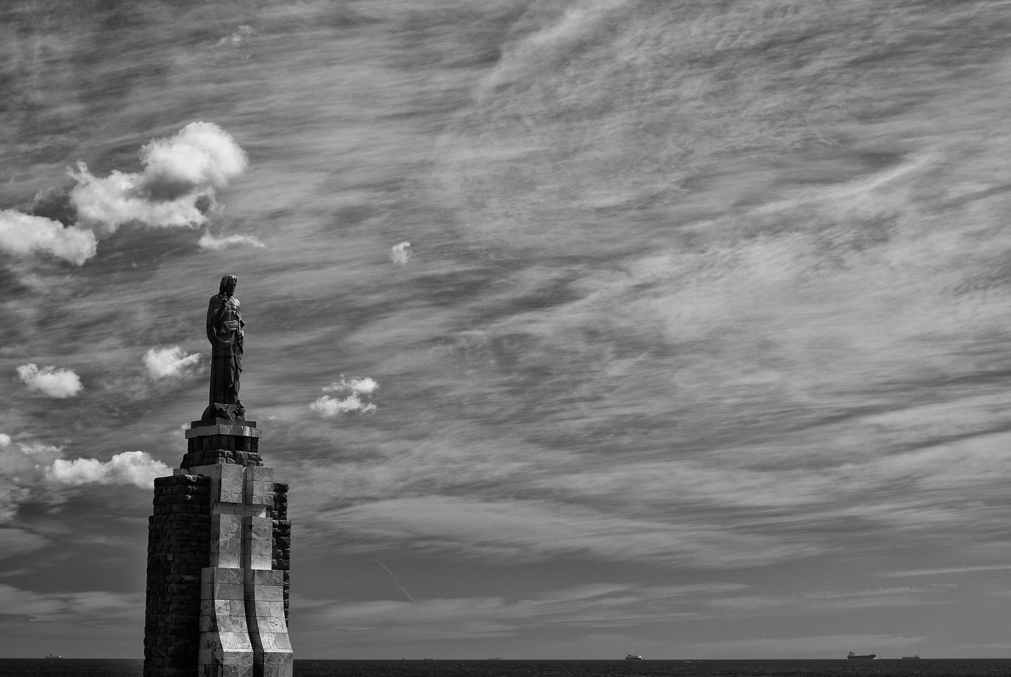 Pentax K-5 + Pentax smc DA 40mm F2.8 Limited sample photo. The guardian 2 - port of tarifa, spain photography