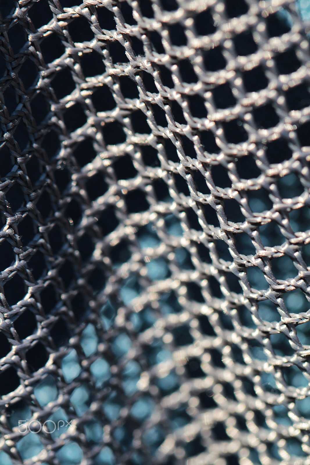 Canon EOS 550D (EOS Rebel T2i / EOS Kiss X4) + Canon EF 100mm F2.8L Macro IS USM sample photo. Abstract net background close up photography