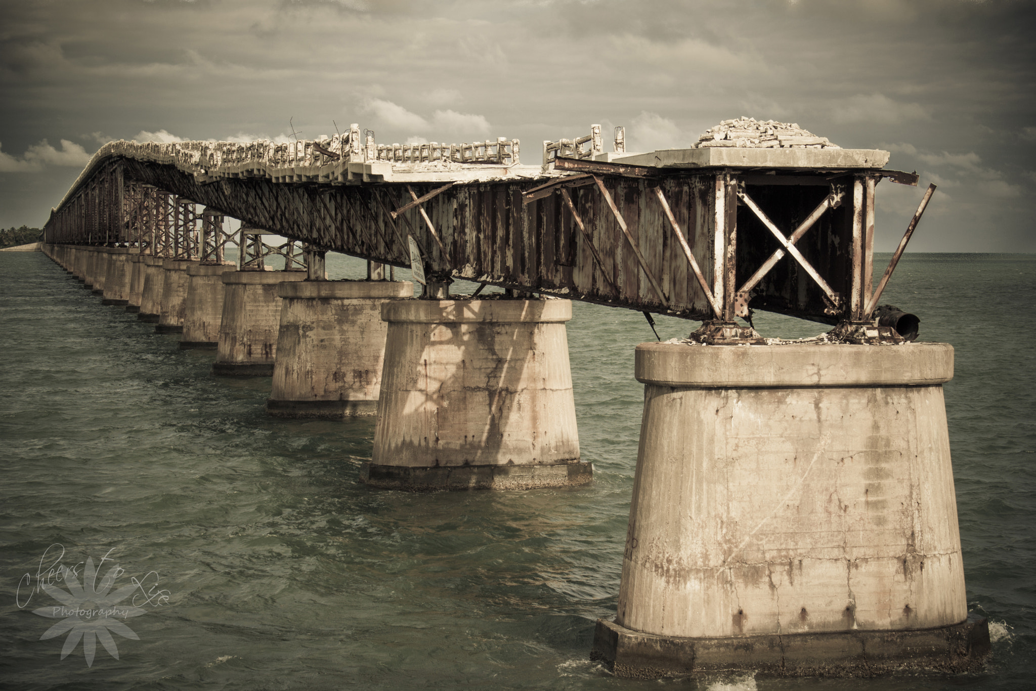 Canon EOS 500D (EOS Rebel T1i / EOS Kiss X3) sample photo. Bahia honda bridge photography