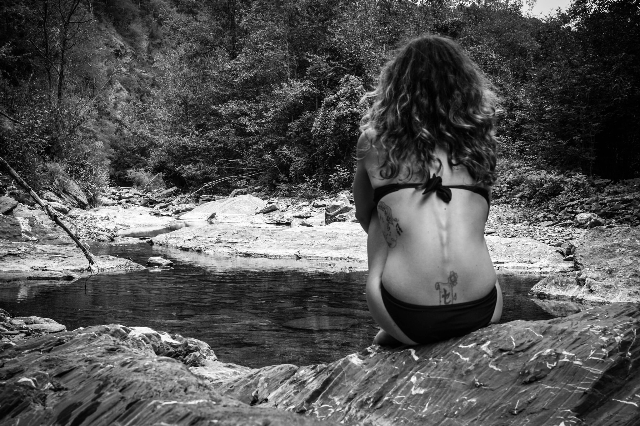 Canon EF-S 24mm F2.8 STM sample photo. Back selfie photography