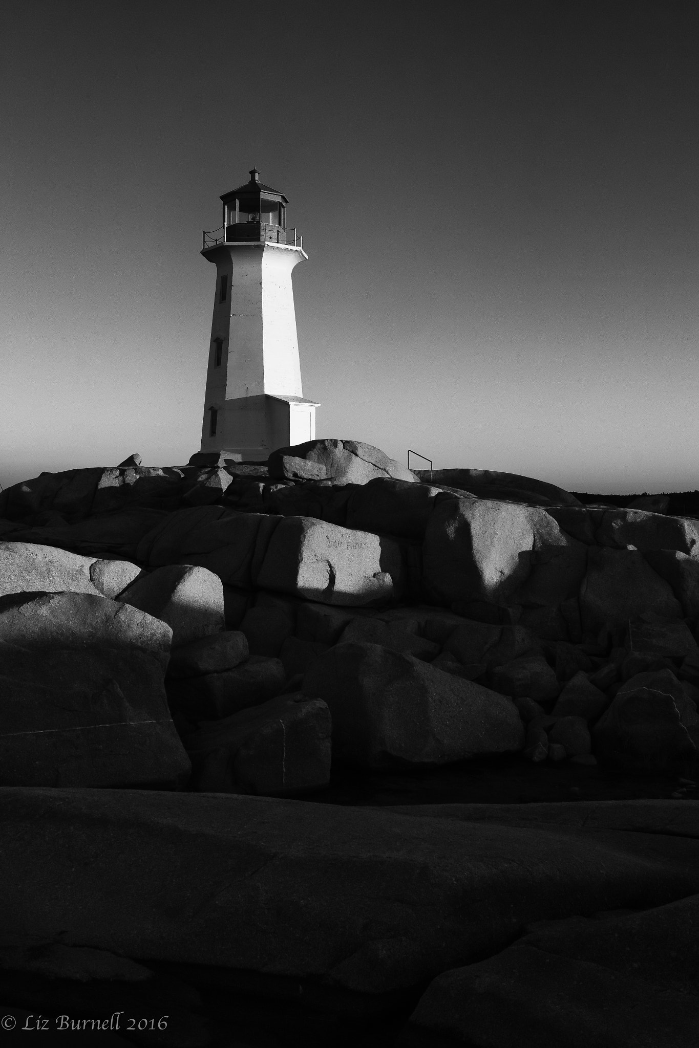 Sigma 24mm F1.4 DG HSM Art sample photo. Peggy's cove lighthouse, nova scotia photography