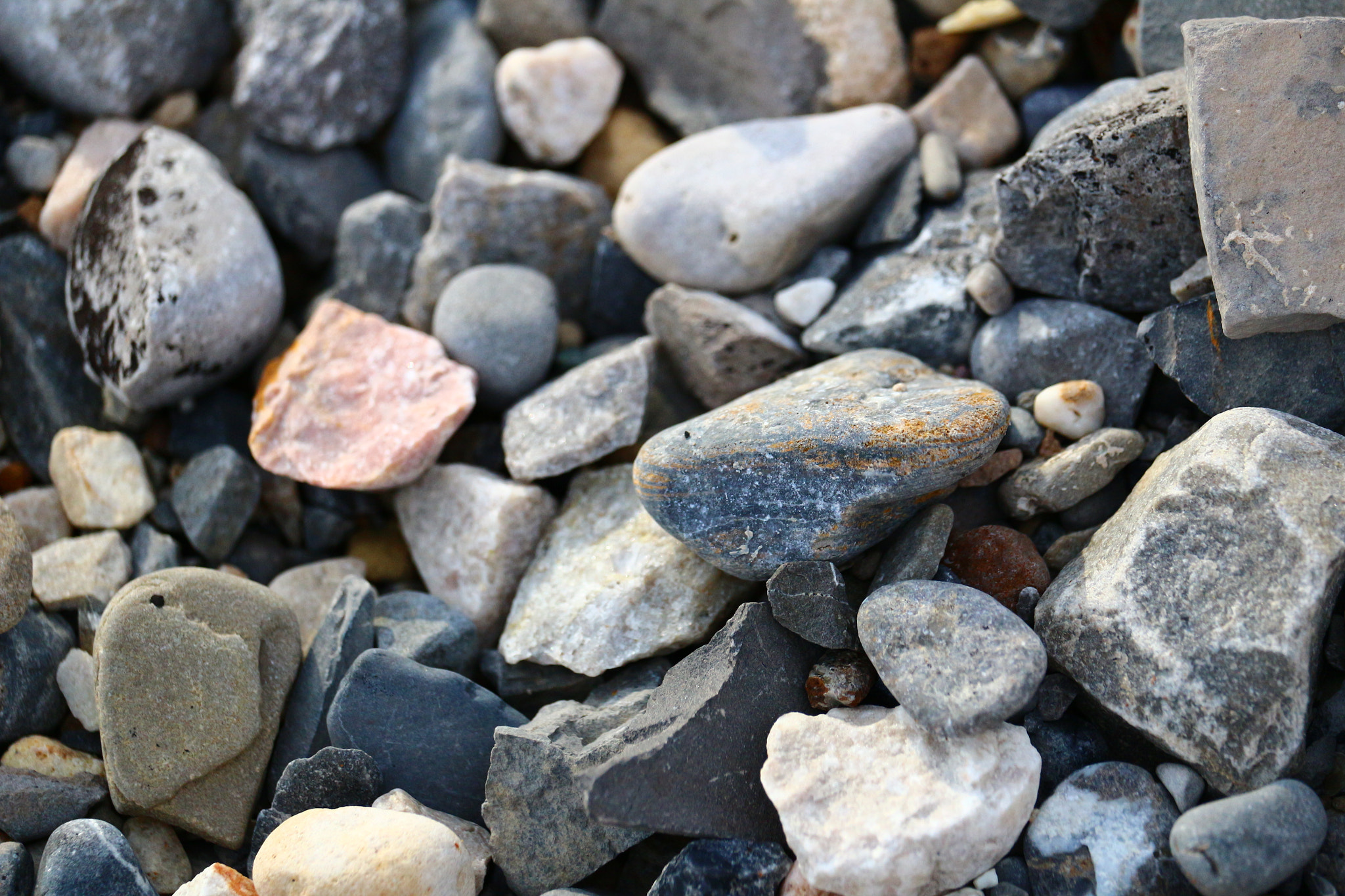 Canon EOS 100D (EOS Rebel SL1 / EOS Kiss X7) sample photo. Rocks photography