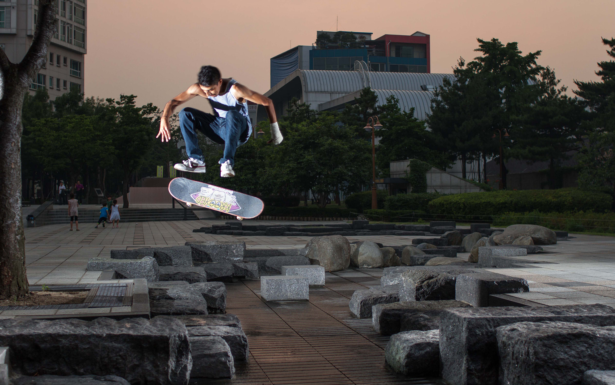 Canon EOS 7D + Canon EF 50mm f/1.8 sample photo. China en chico photography
