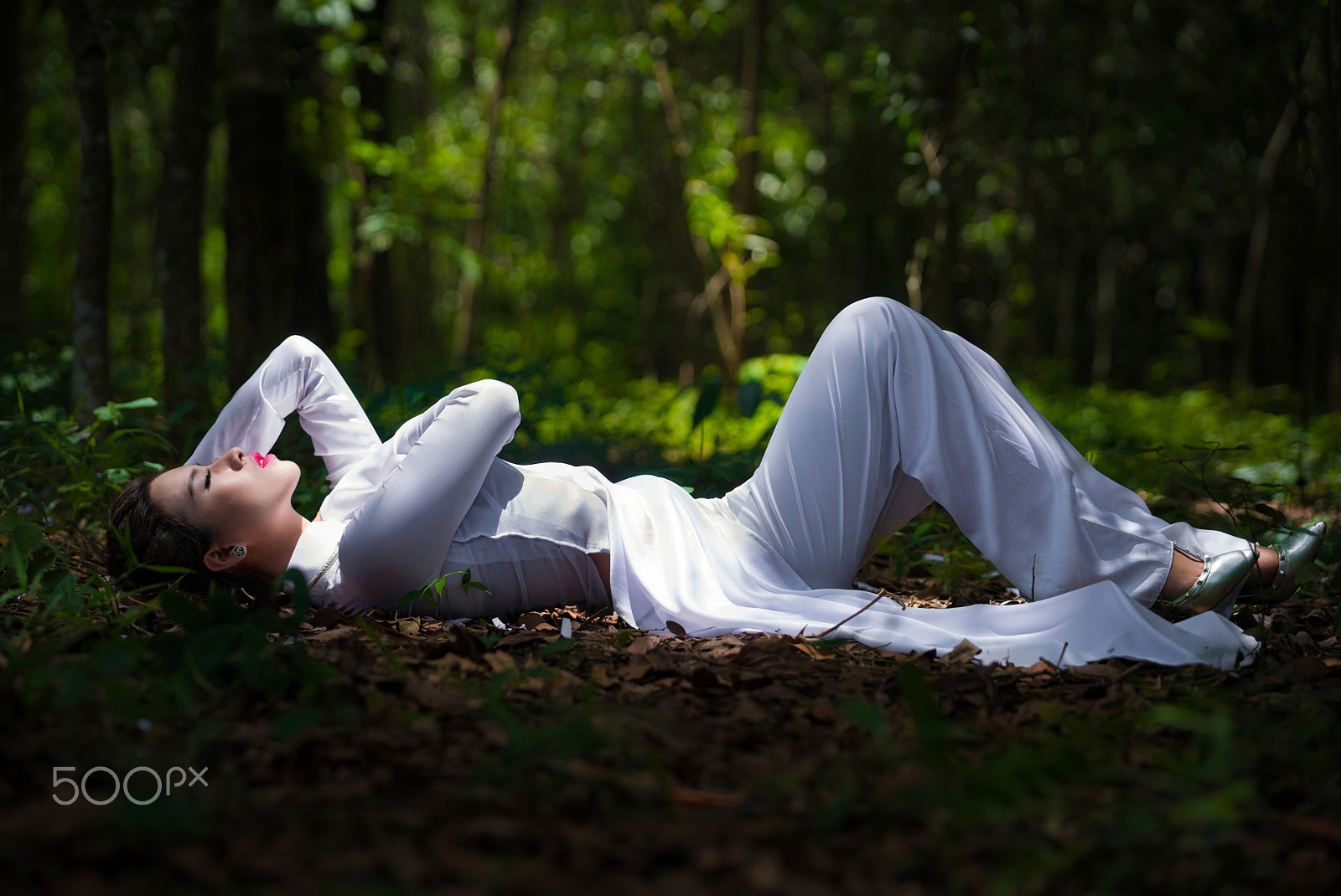 Sony a99 II sample photo. 12 ao dai viet nam photography