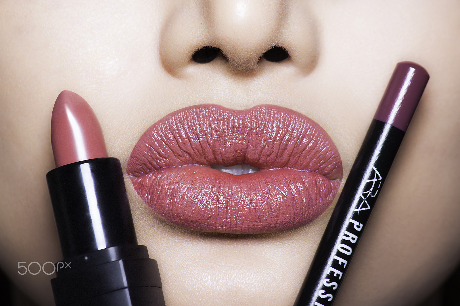 Canon EOS 500D (EOS Rebel T1i / EOS Kiss X3) sample photo. Lipstick. photography