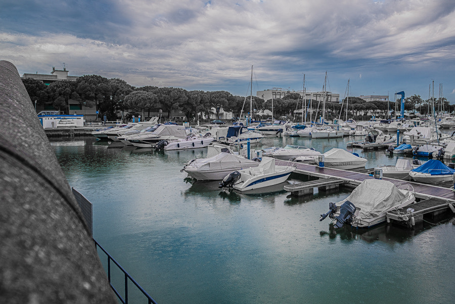 Sigma 12-24mm F4.5-5.6 II DG HSM sample photo. It´s raining photography