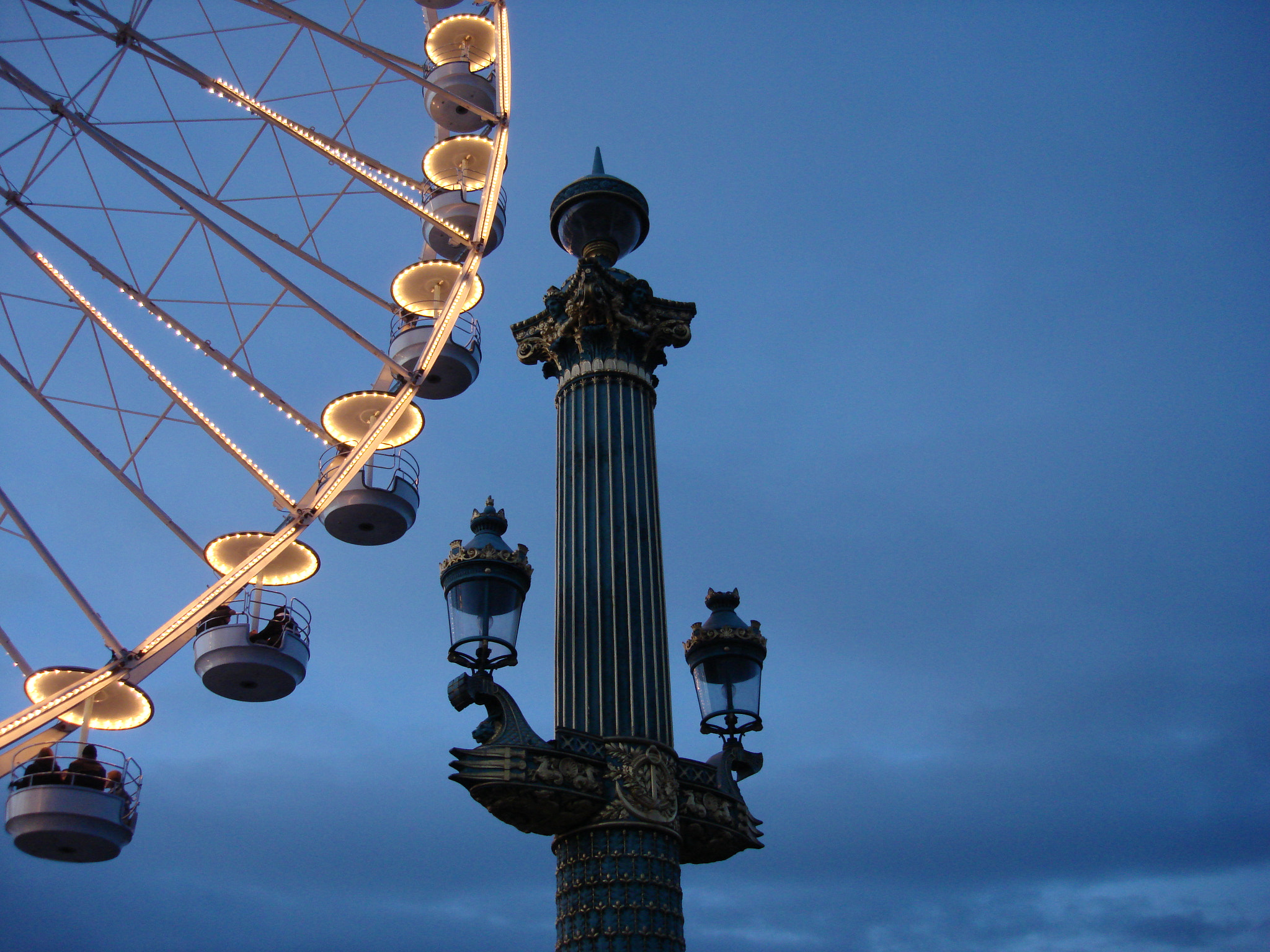 Sony DSC-N2 sample photo. Paris,concorde photography