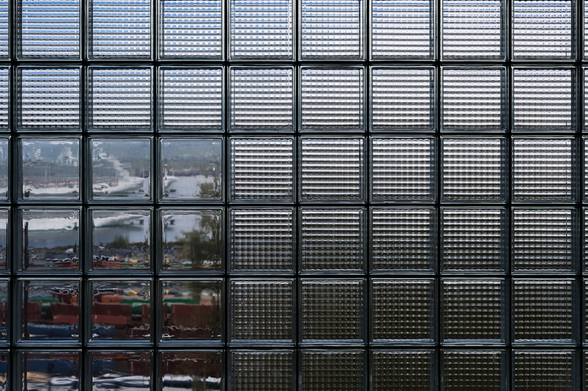 Leica S (TYP 006) + Summarit-S 70 CS sample photo. Windows photography