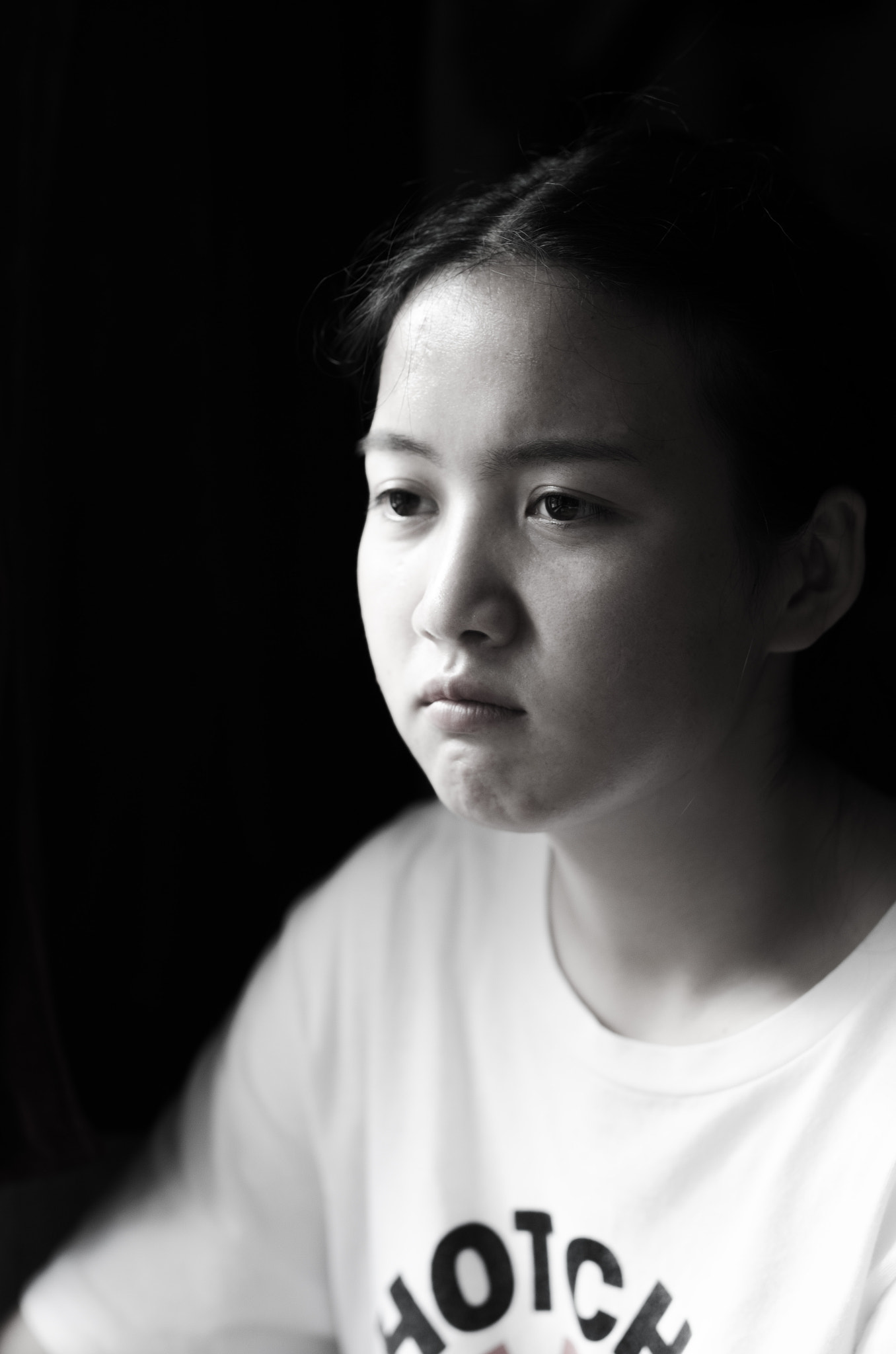 Nikon D7000 + Sigma 50mm F1.4 DG HSM Art sample photo. 黑白光影下的少女 photography