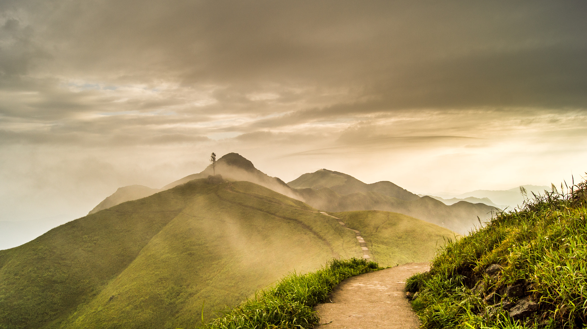 Sony SLT-A55 (SLT-A55V) + Sony DT 18-55mm F3.5-5.6 SAM sample photo. Mt. wu'gong photography