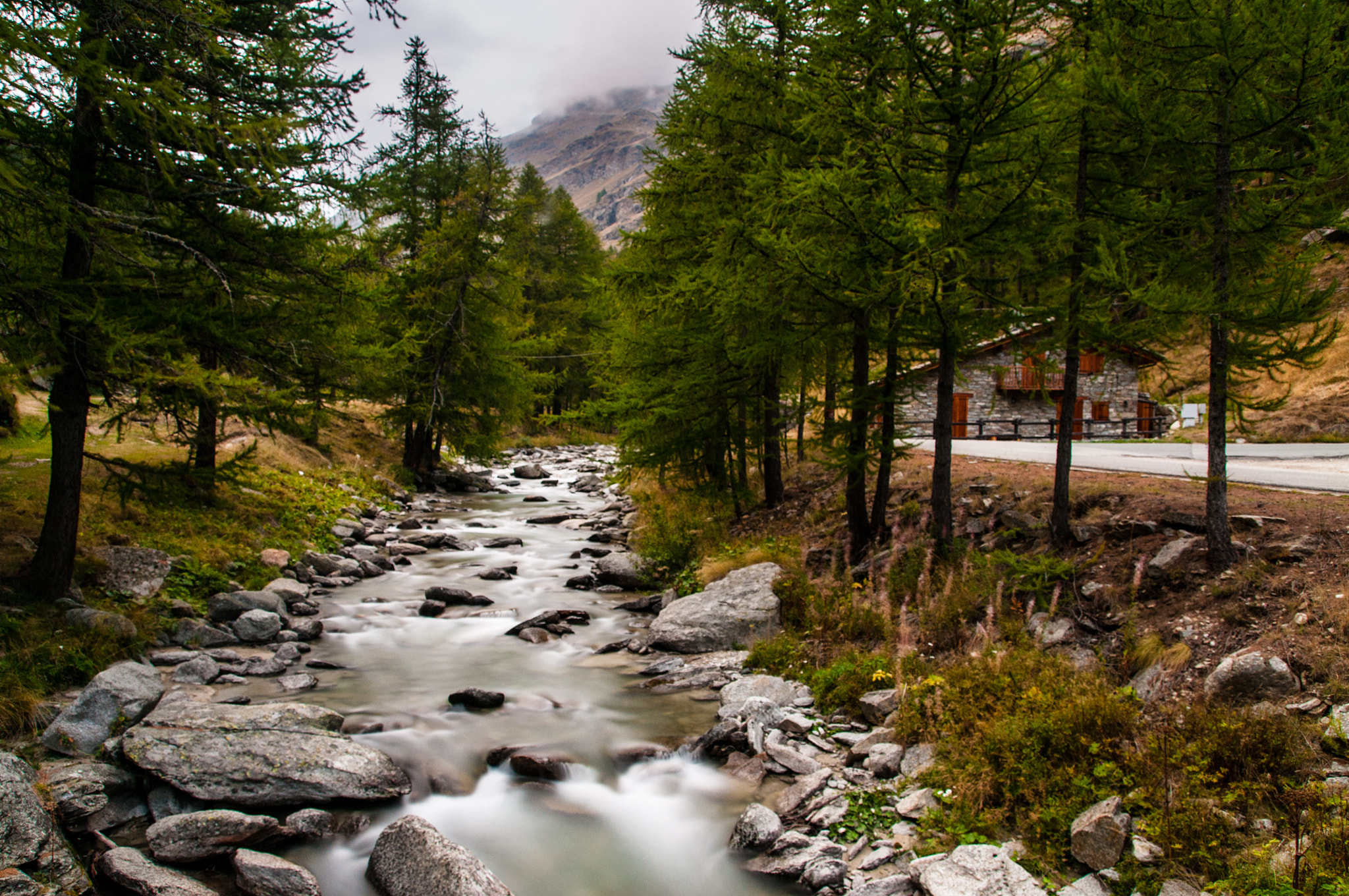 Sigma 18-250mm F3.5-6.3 DC Macro OS HSM sample photo. Ceresole  photography