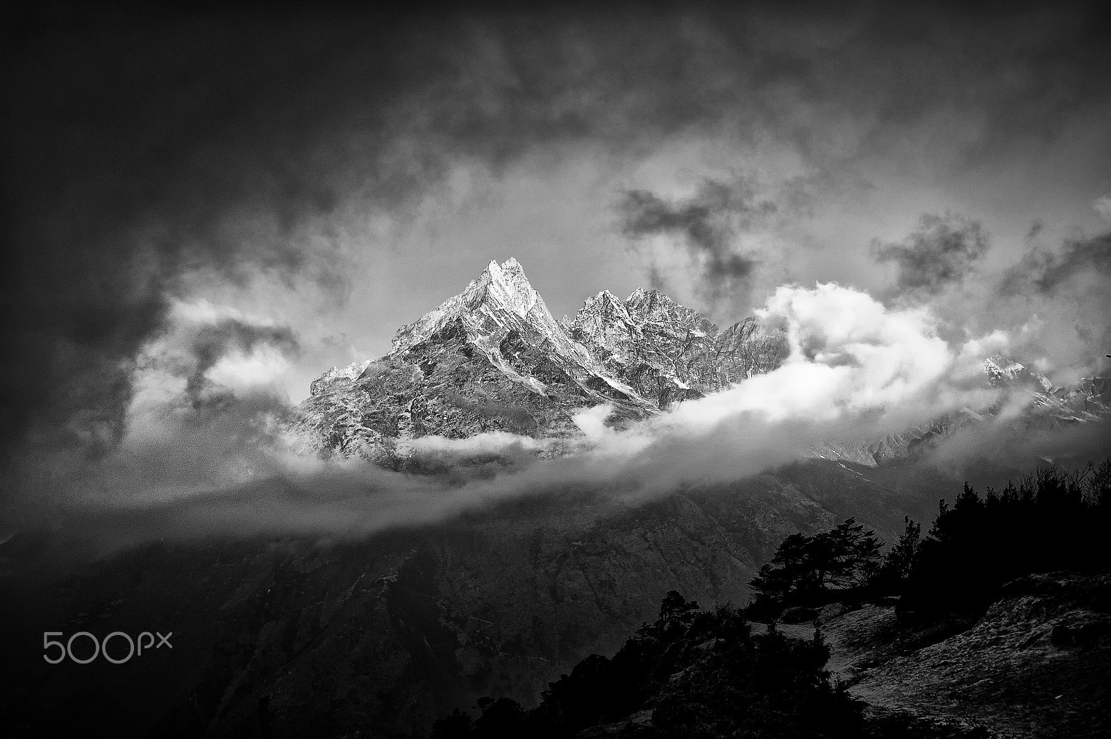 Nikon AF-S Nikkor 17-35mm F2.8D ED-IF sample photo. Mystical photography