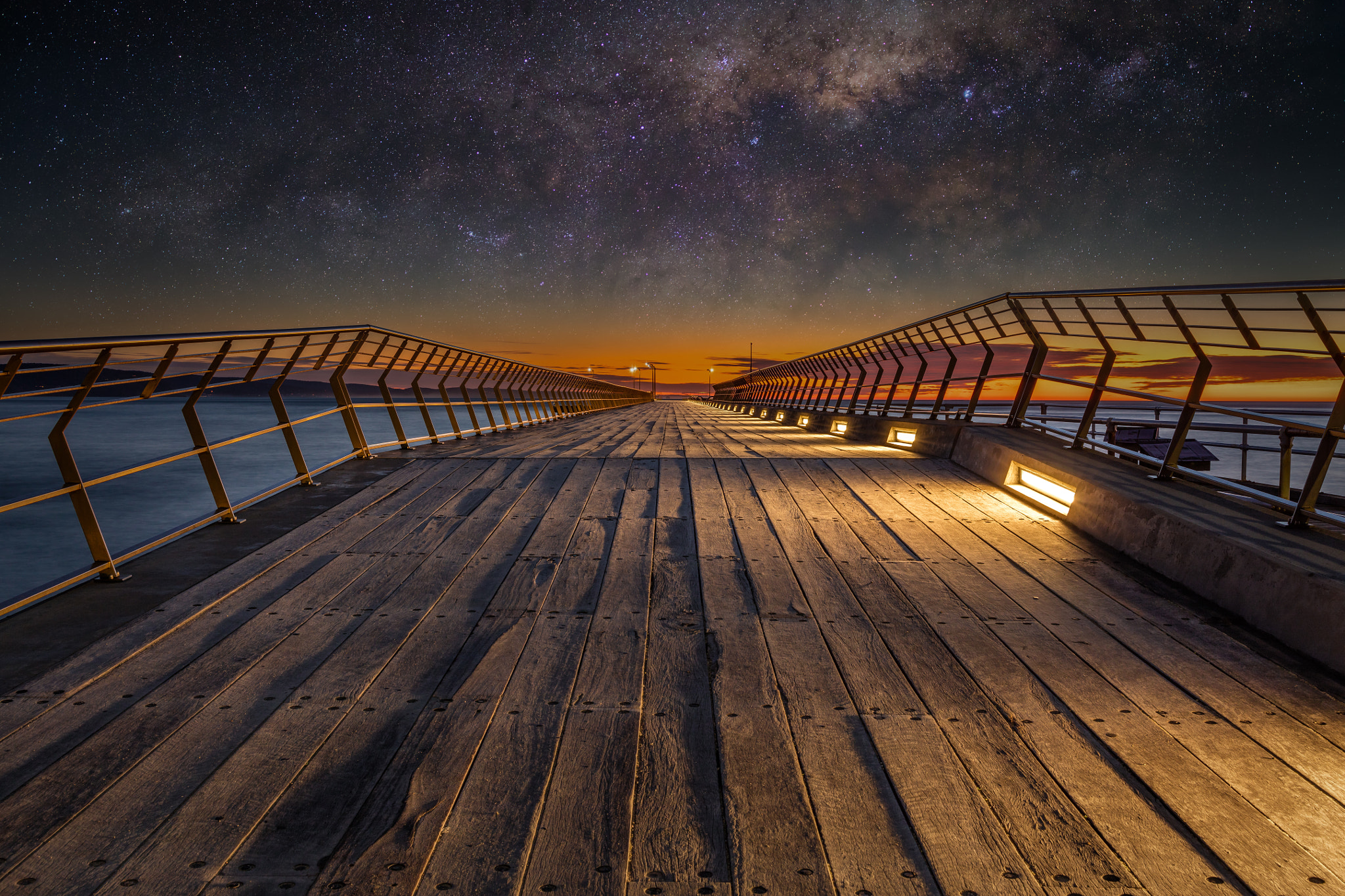 Canon EF 35mm F1.4L II USM sample photo. The great ocean road lorne pier photography