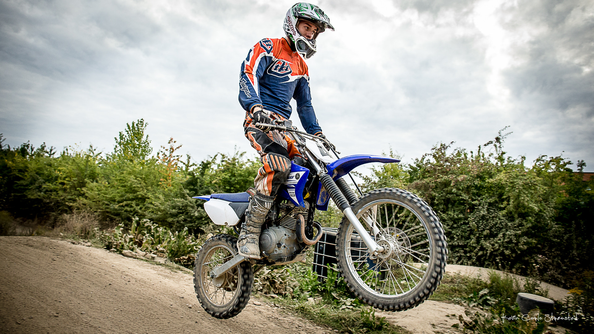 Canon EF 24-70mm F4L IS USM sample photo. Motocross photography
