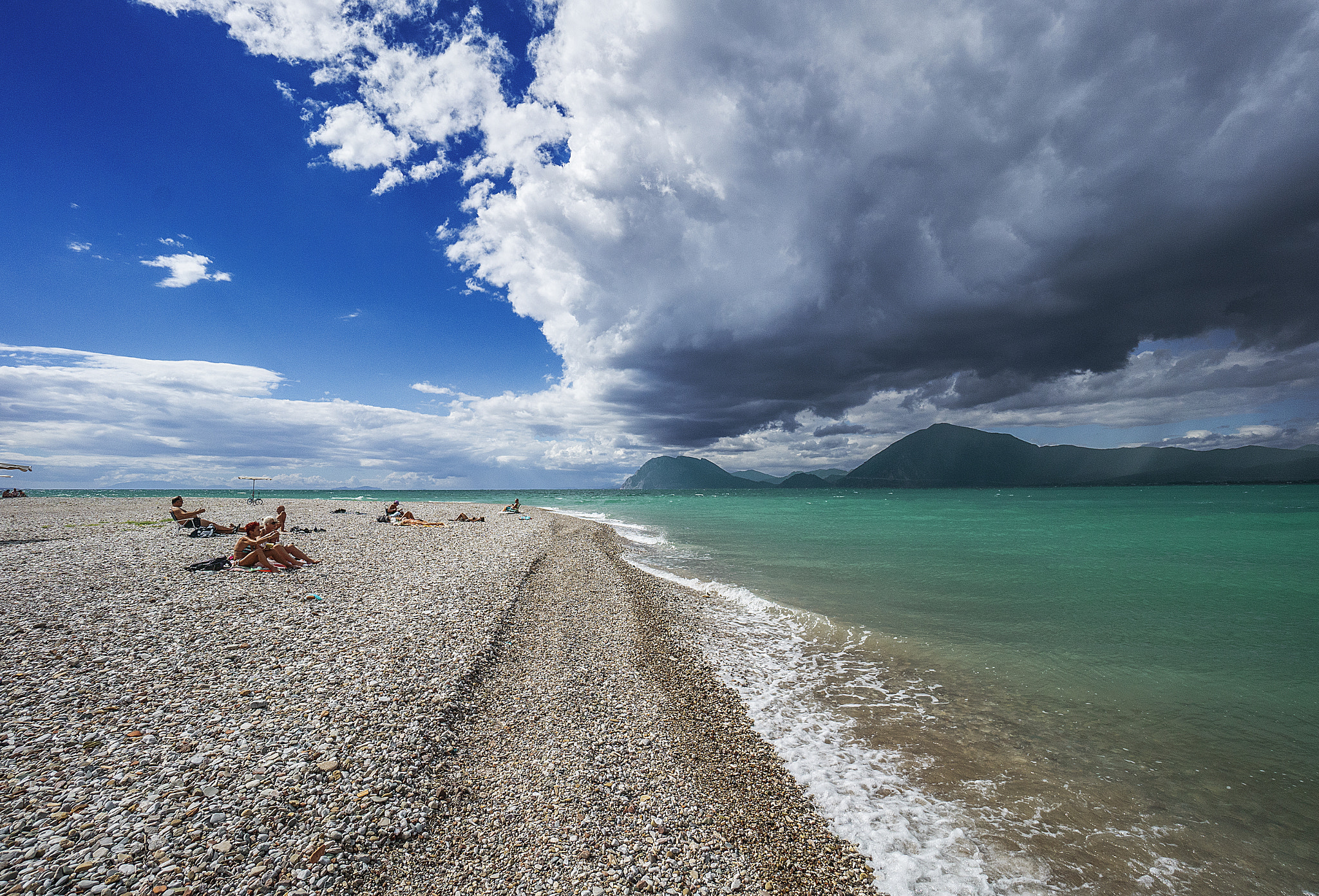 Sony a7R II + Sony E 10-18mm F4 OSS sample photo. Right before storm photography