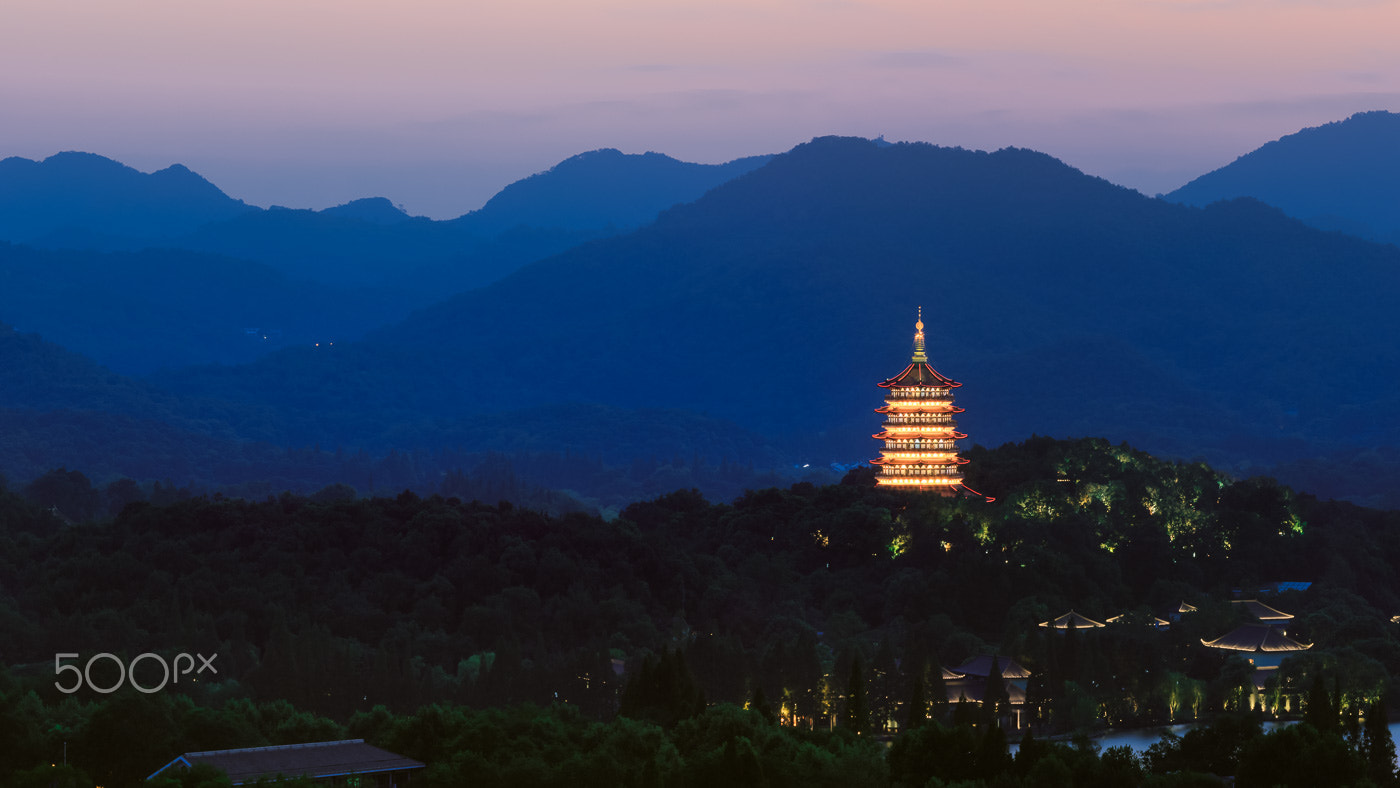 Canon EOS 5DS R + Canon EF 135mm F2L USM sample photo. Leifeng tower photography