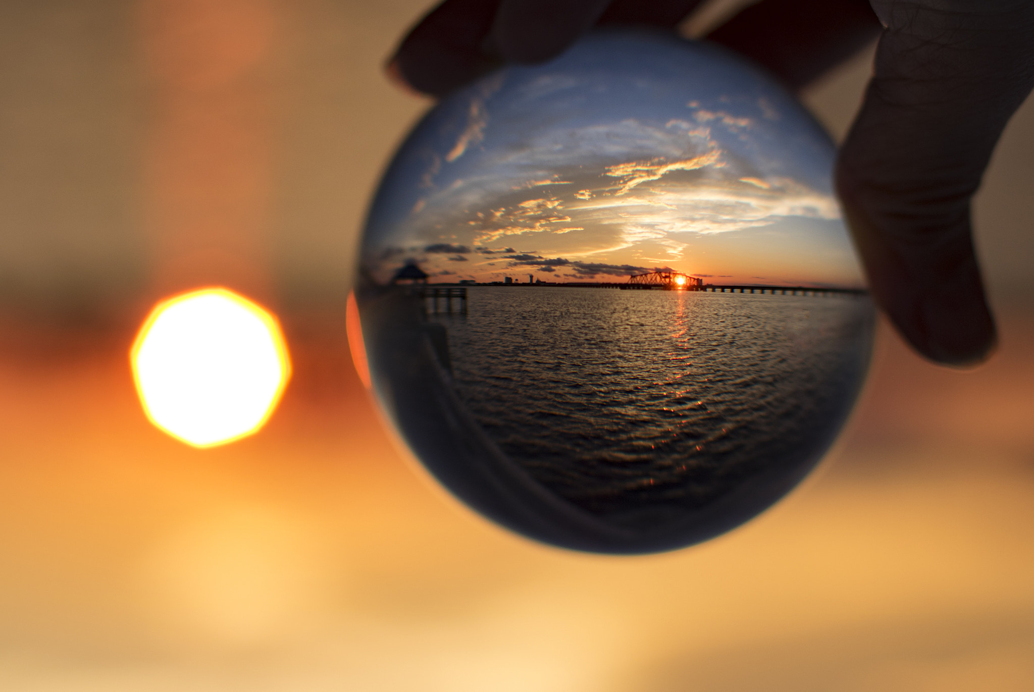 Canon EOS 750D (EOS Rebel T6i / EOS Kiss X8i) sample photo. Eye spy biloxi bay sunset photography