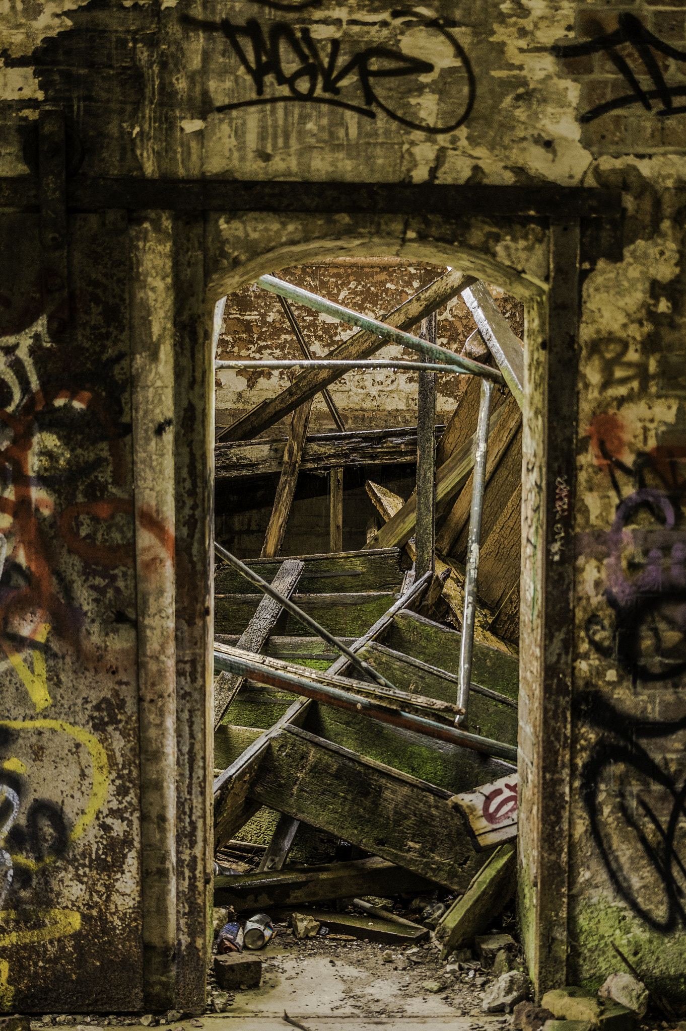 Pentax K-3 II sample photo. Doorway photography