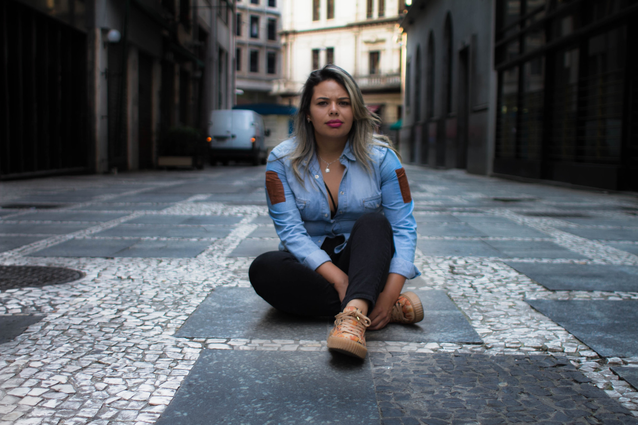 Canon EOS 7D + Canon EF 28mm F1.8 USM sample photo. Monica photography