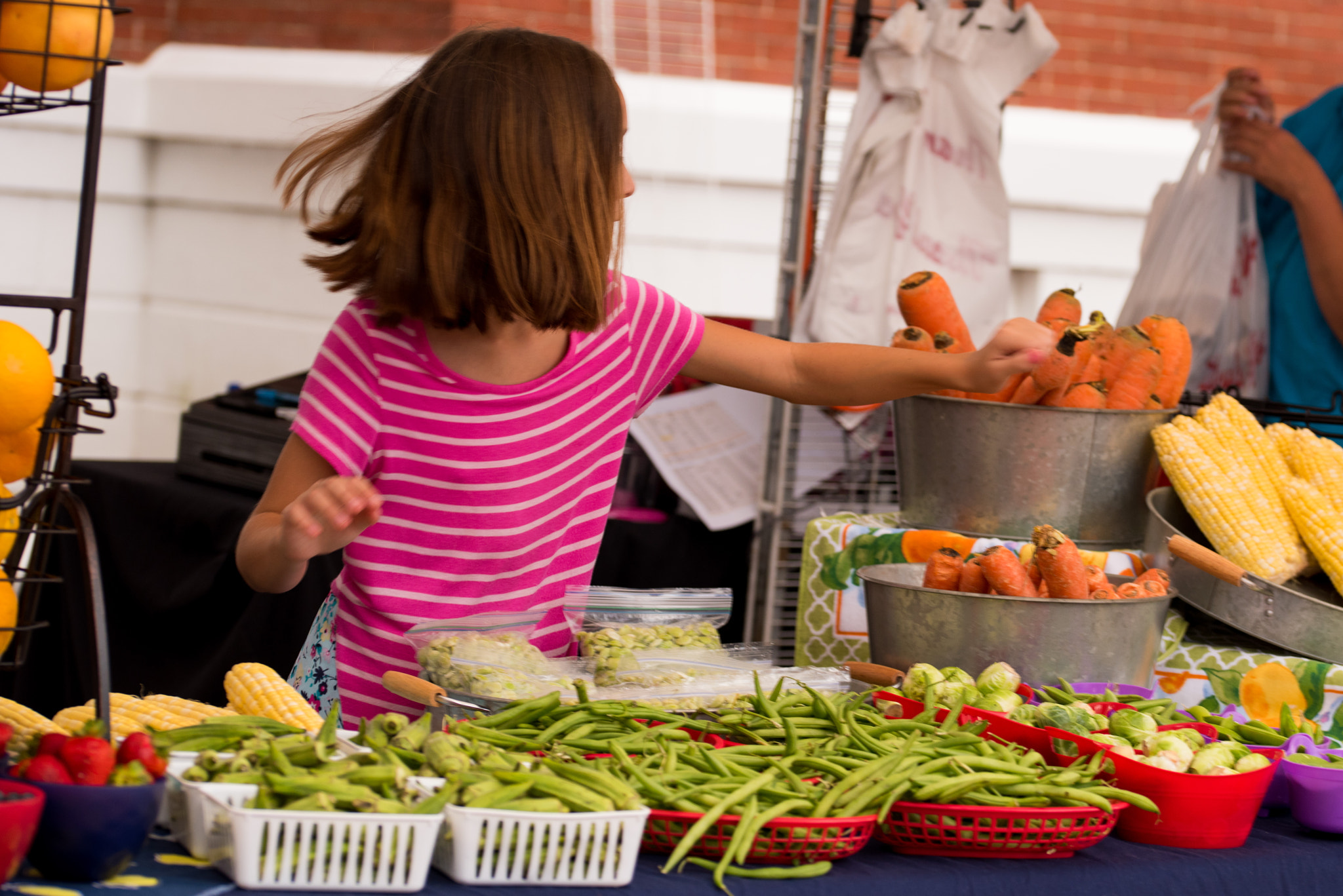 Sigma 105mm F2.8 EX DG OS HSM sample photo. Working those vegetables photography