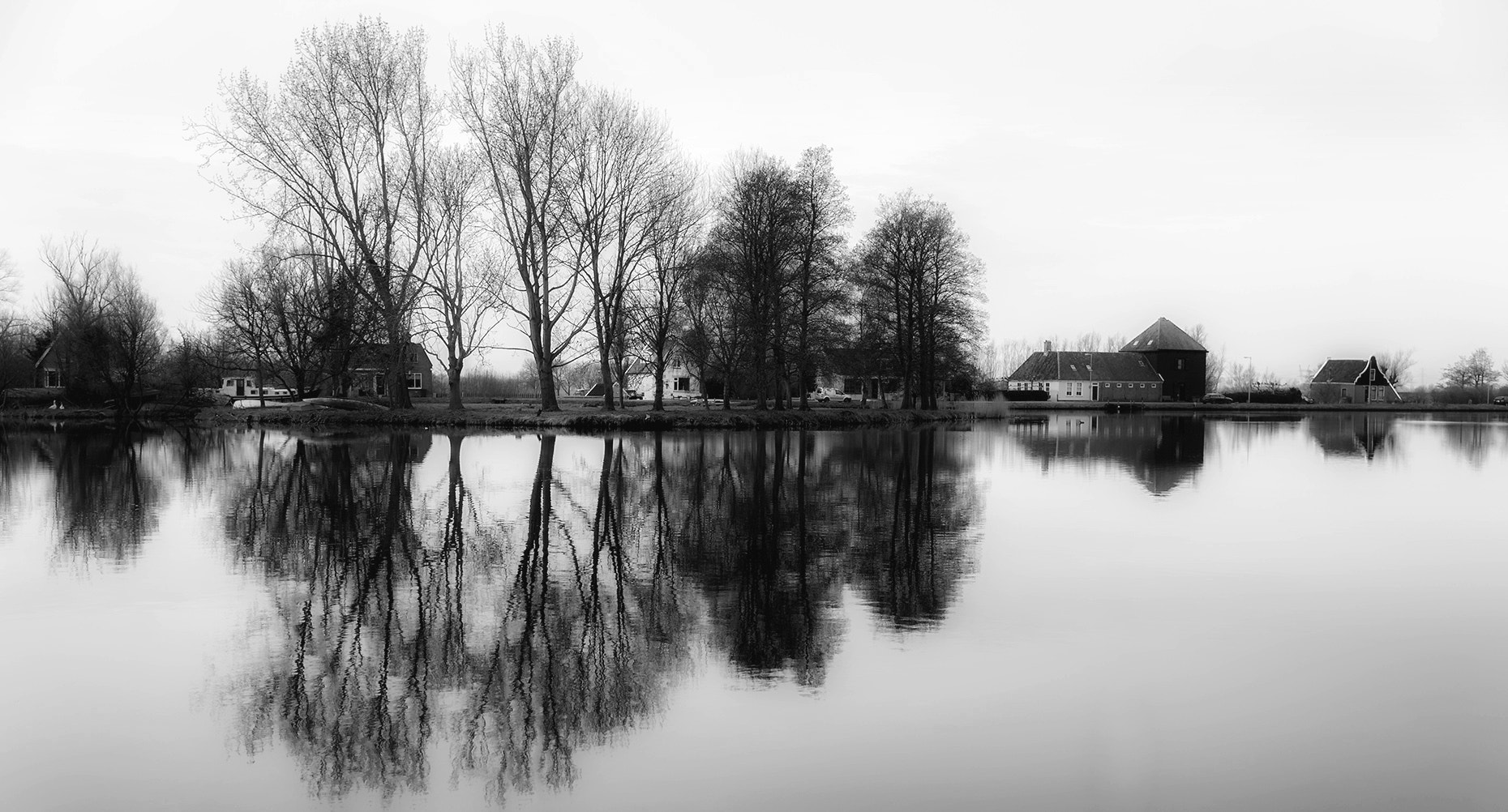 Nikon D3S sample photo. Mirror photography