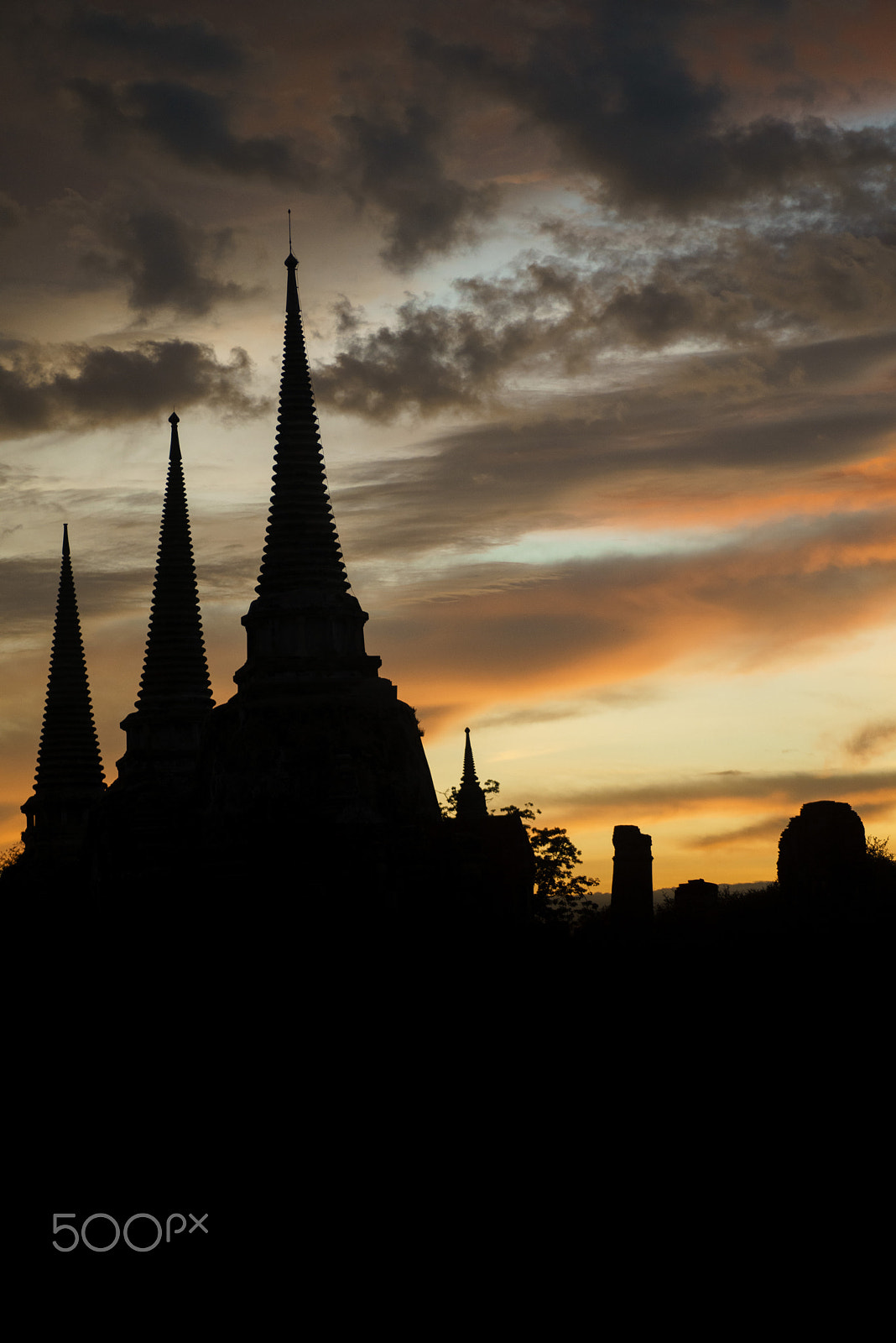 Minolta AF 70-210mm F4.5-5.6 [II] sample photo. Clouds of ayutthaya 2 photography