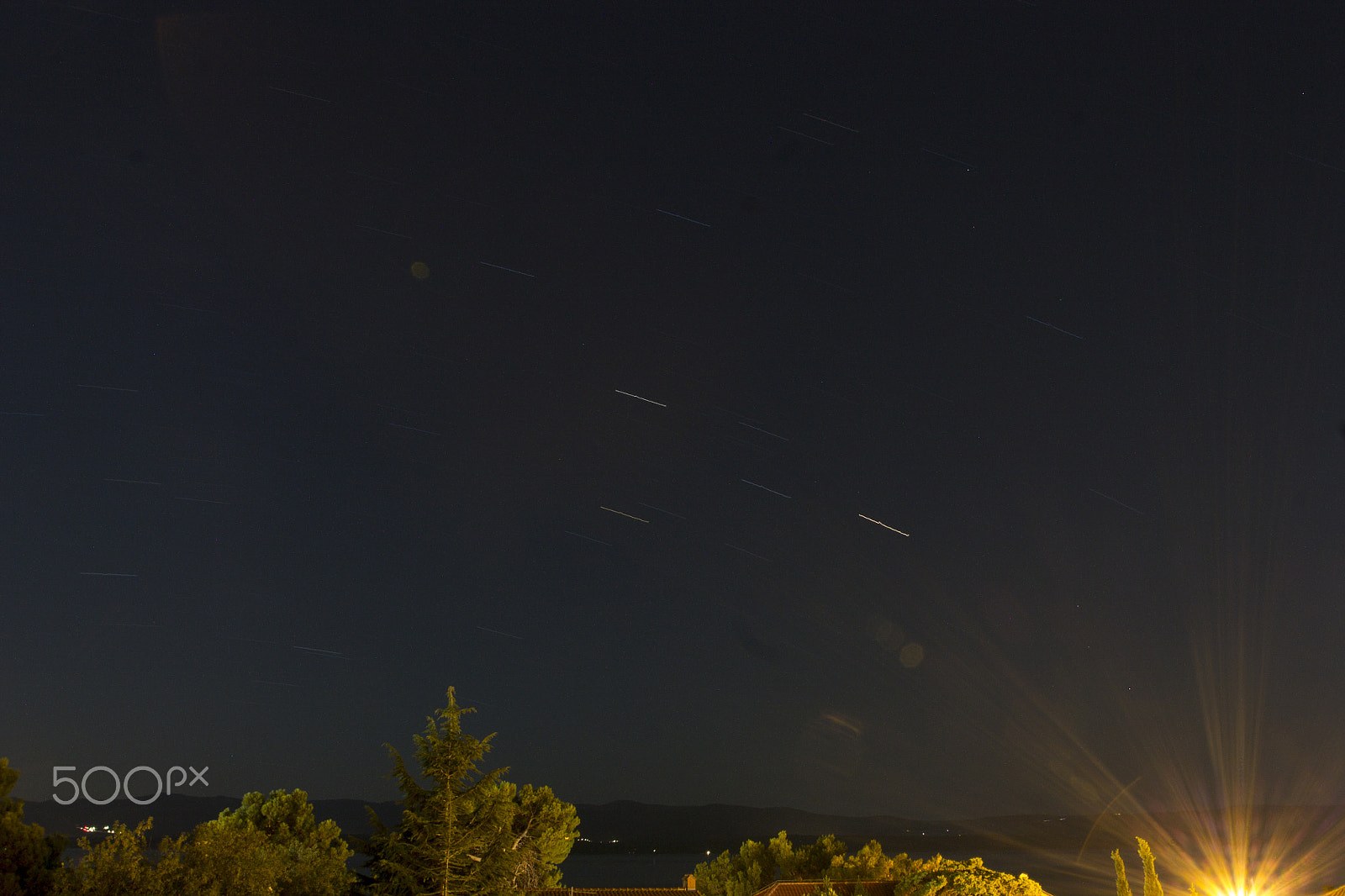 Canon EOS 1100D (EOS Rebel T3 / EOS Kiss X50) + Canon EF 17-40mm F4L USM sample photo. A sky full of stars photography