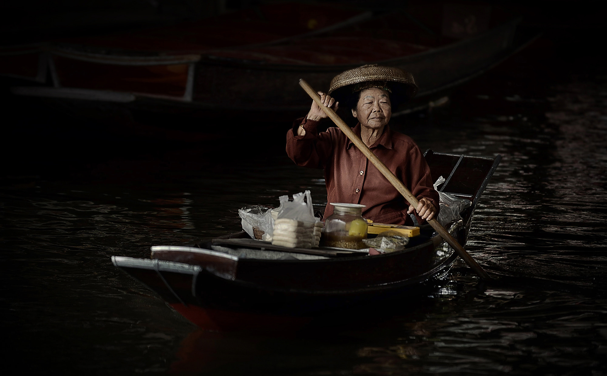 Nikon D4 sample photo. Floating market portrait photography