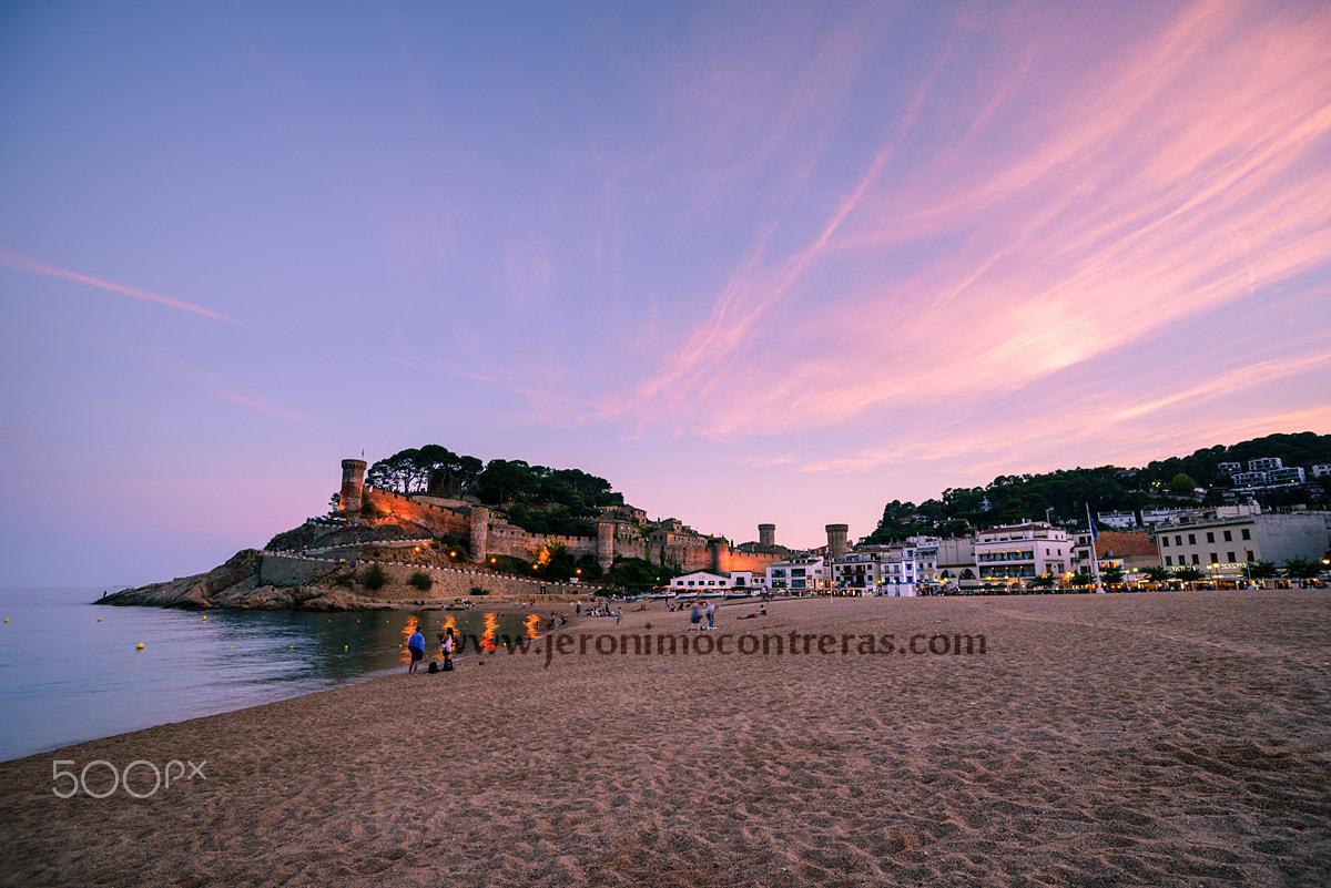 Nikon D750 + Tamron SP AF 17-35mm F2.8-4 Di LD Aspherical (IF) sample photo. Picturesque view of tossa de mar beach and medieval fortress photography