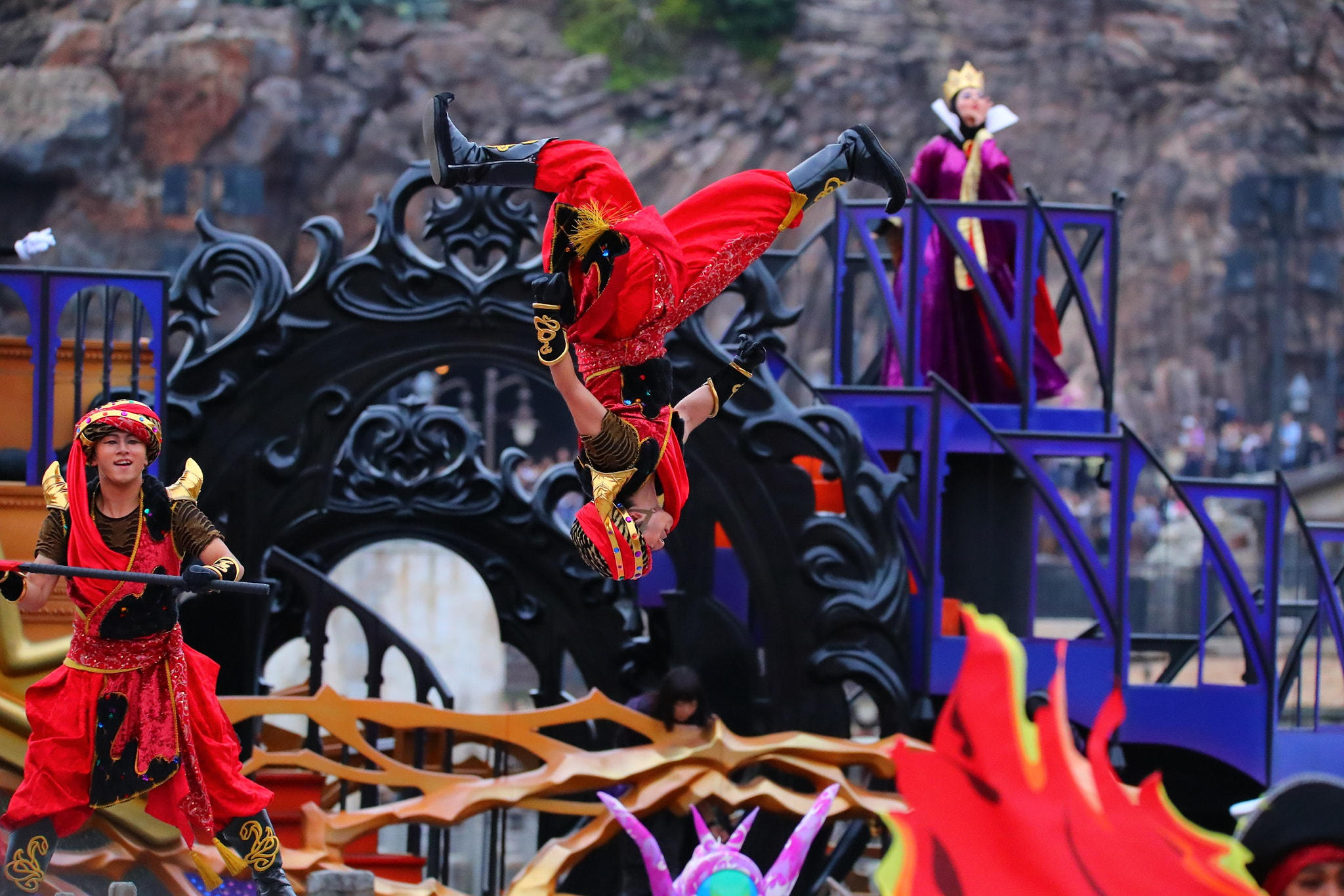 150-600mm F5-6.3 DG OS HSM | Contemporary 015 sample photo. The villains world photography