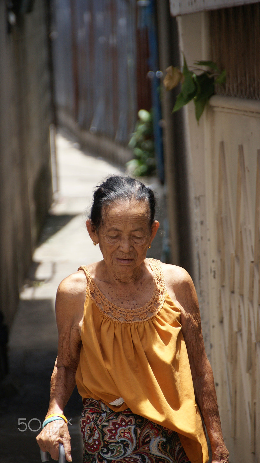 Sony Alpha DSLR-A300 sample photo. Thai woman photography