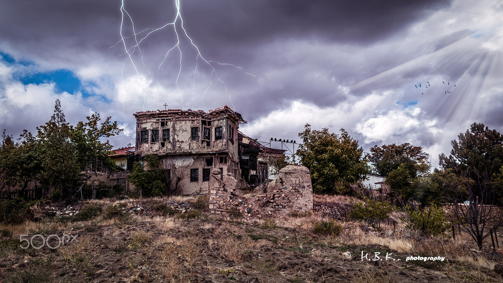 Samsung NX 30mm F2 Pancake sample photo. Abandoned places photography