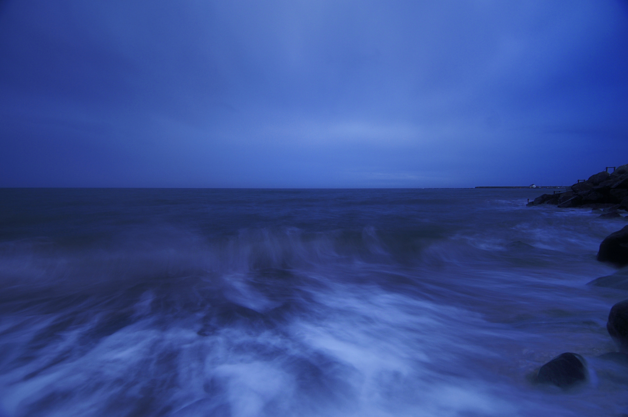 Nikon D2X sample photo. Lyme dusk light photography