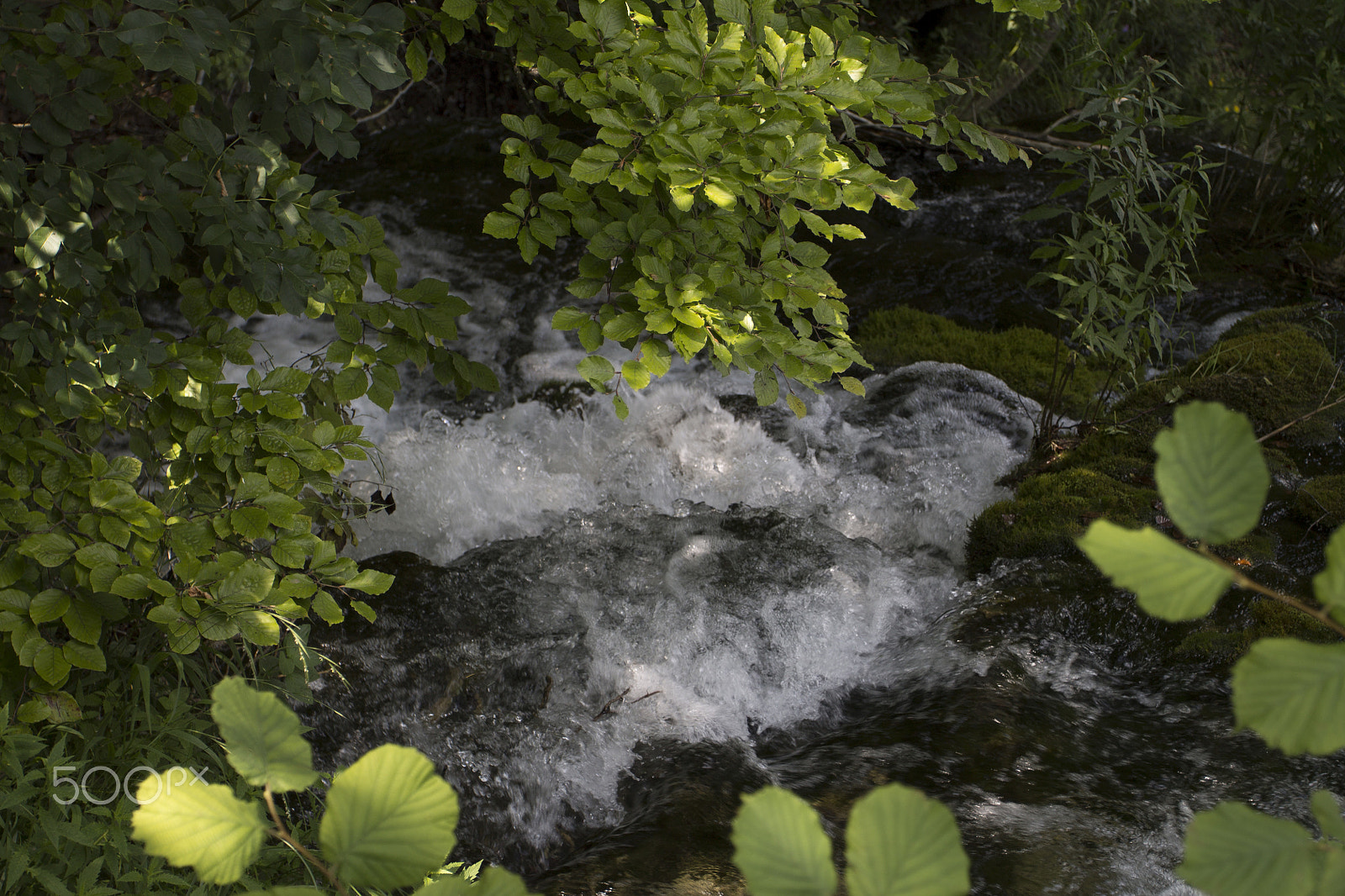 Canon EOS 1100D (EOS Rebel T3 / EOS Kiss X50) + Canon EF 17-40mm F4L USM sample photo. Little waterfall photography