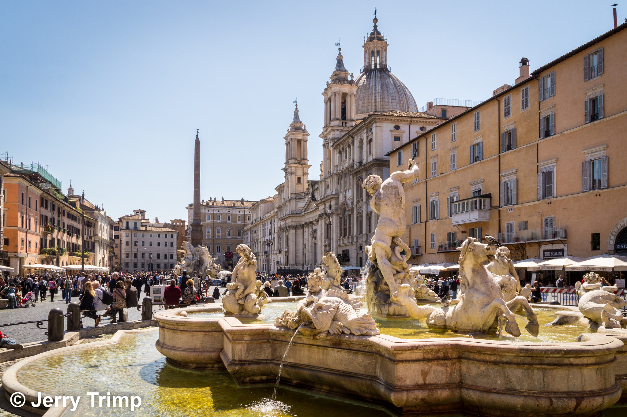 Sony SLT-A58 + Sigma 18-200mm F3.5-6.3 DC sample photo. The fountain of neptune photography