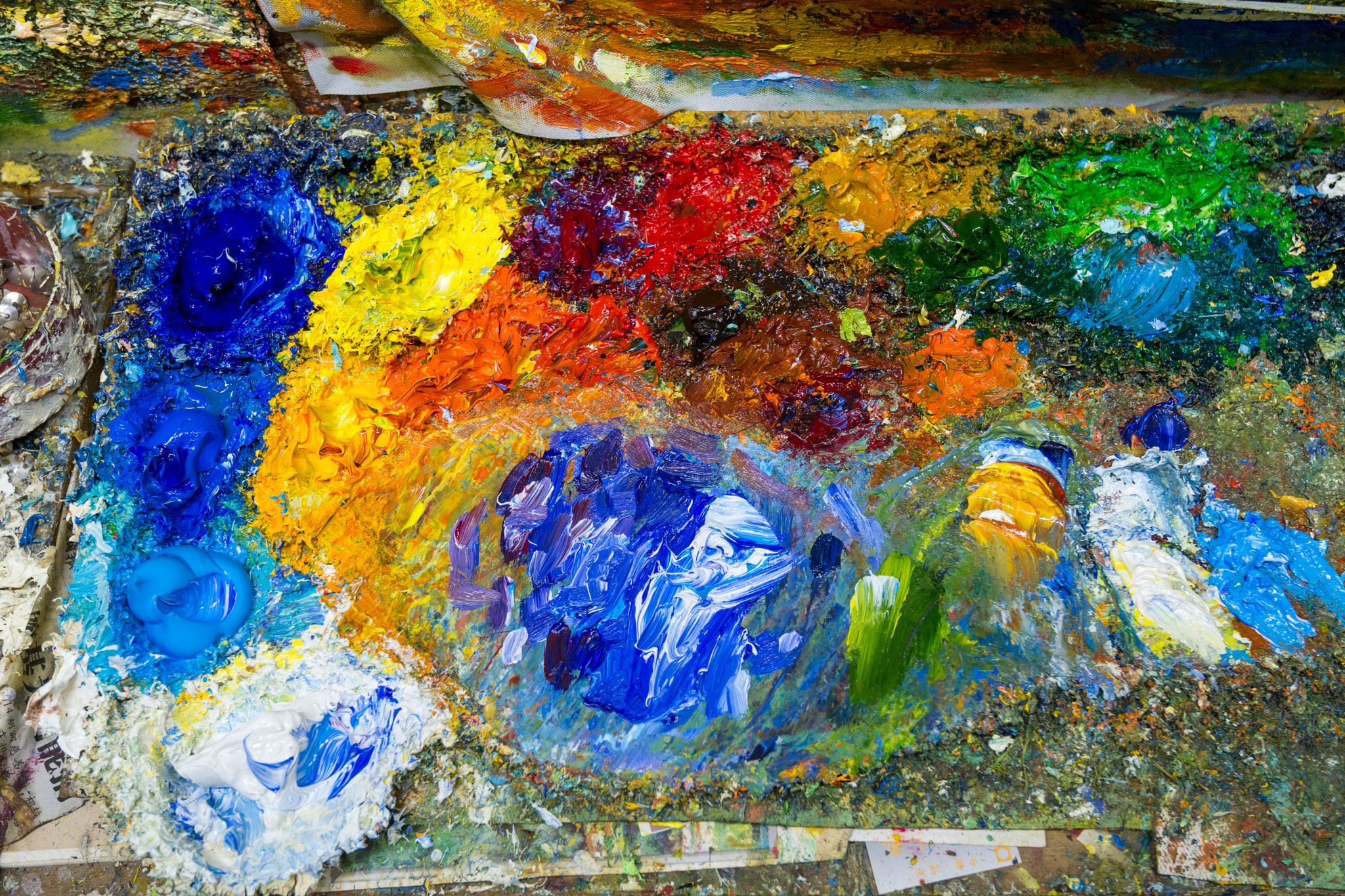 Nikon AF-S Nikkor 16-35mm F4G ED VR sample photo. Colorful pigments on the tray photography