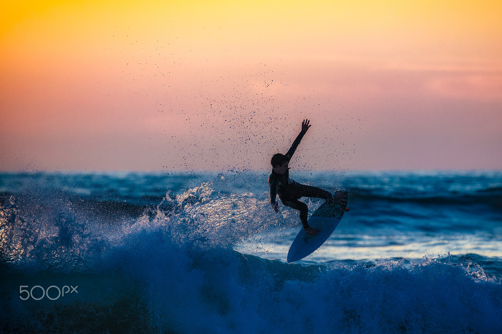 Canon EF 300mm F2.8L IS II USM sample photo. Evening surf photography